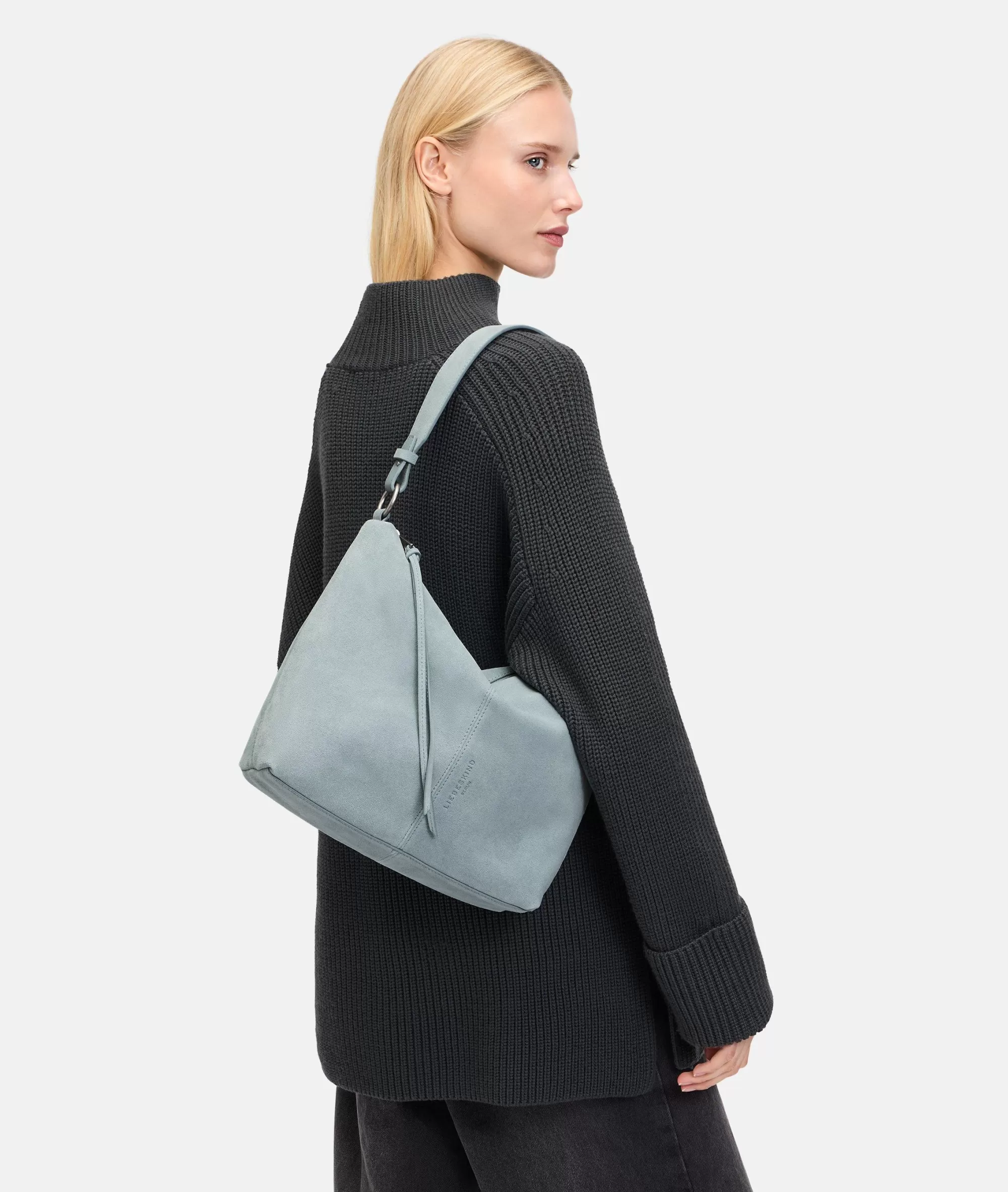 LIEBESKIND BERLIN  Schultertaschen<Aissa Hobo M blassblau
