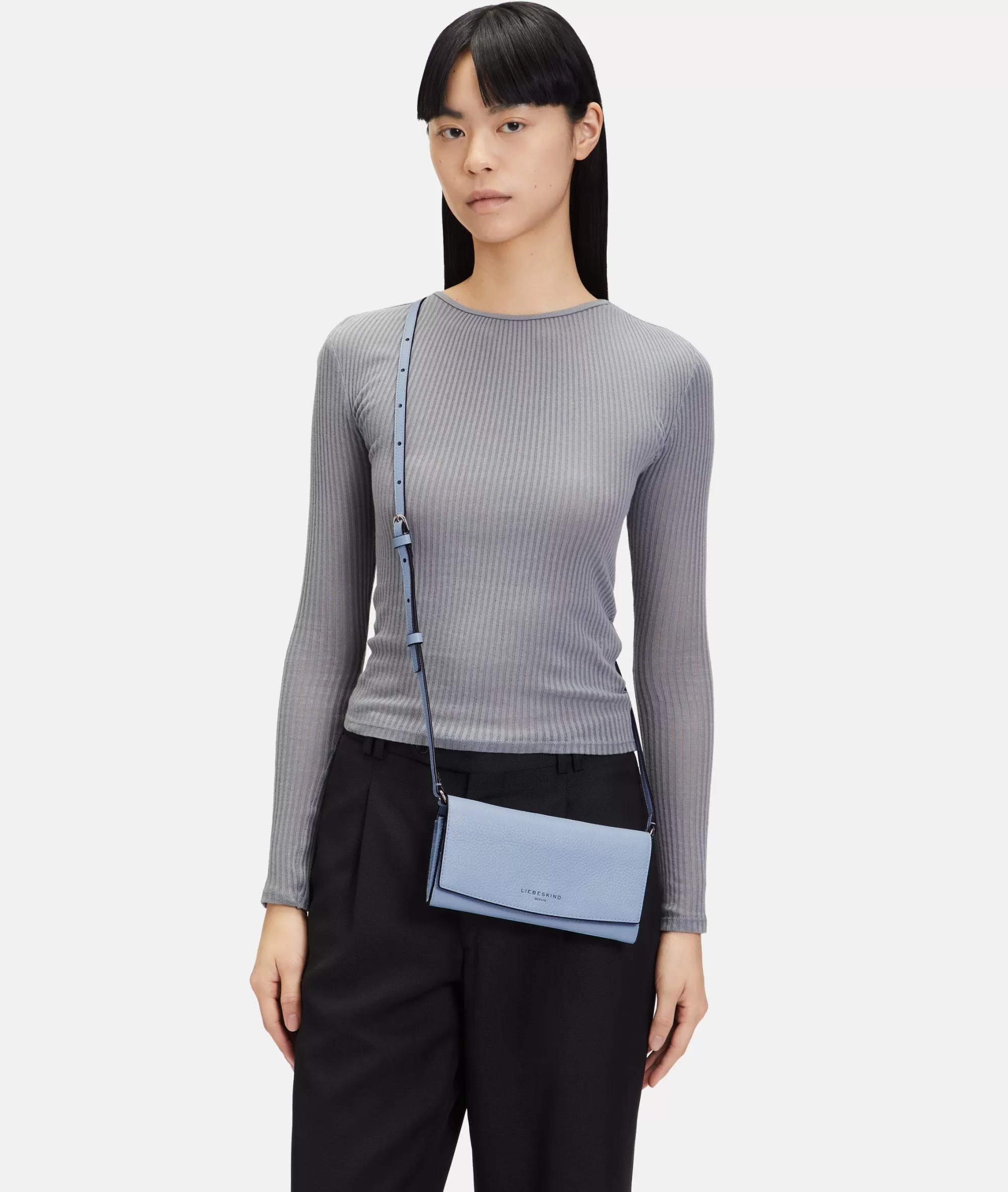 LIEBESKIND BERLIN  Ledertaschen | Clutches<Alessa Crossbody XS hellblau
