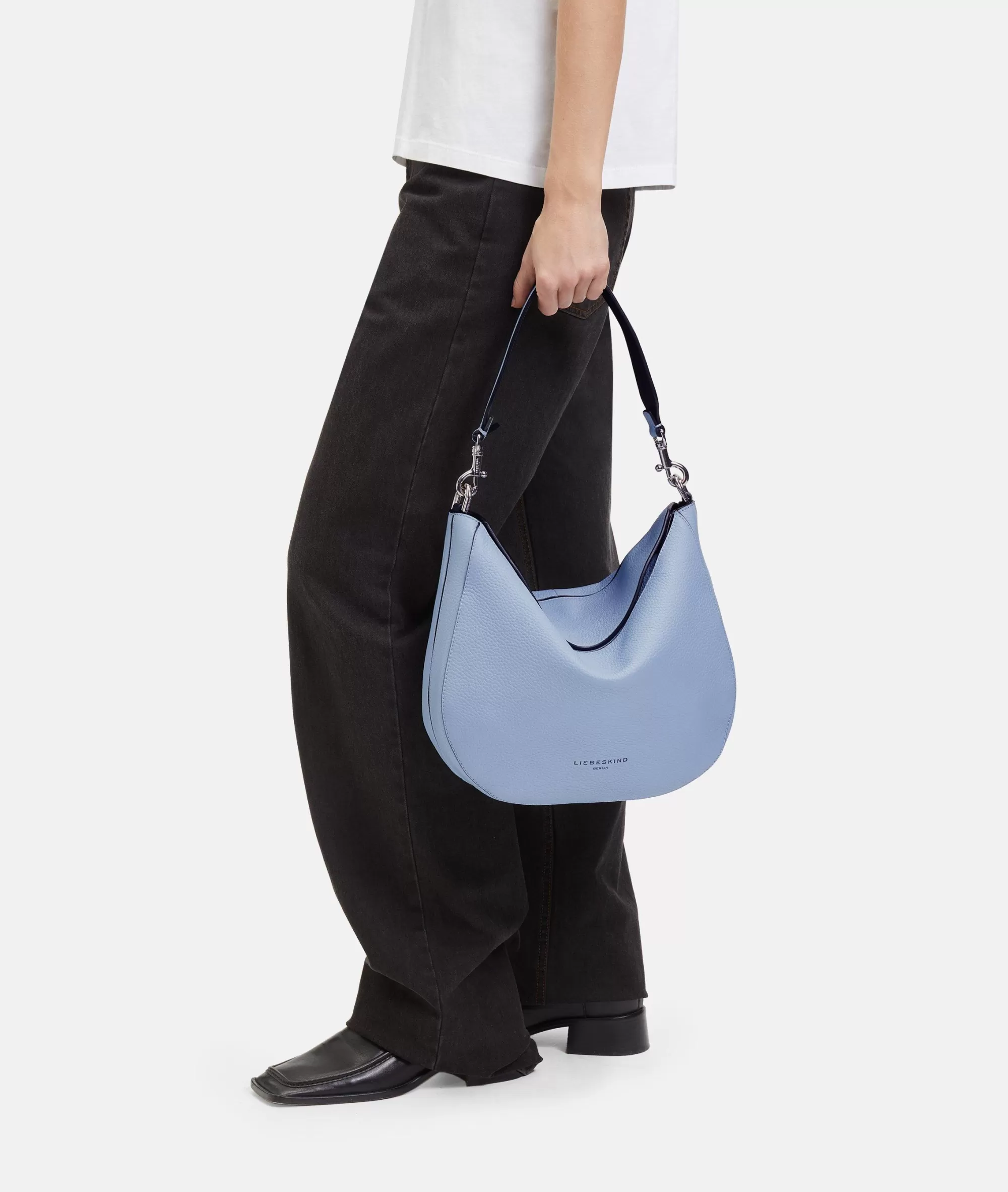 LIEBESKIND BERLIN  Ledertaschen | Schultertaschen<Alessa Hobo M hellblau