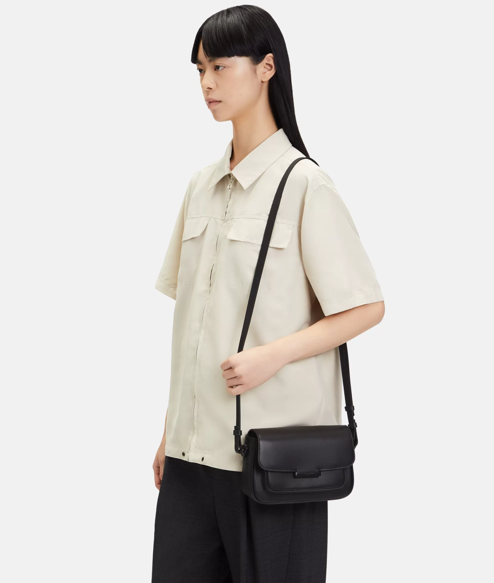 LIEBESKIND BERLIN  Ledertaschen | Umhängetaschen<Andrea Crossbody S schwarz