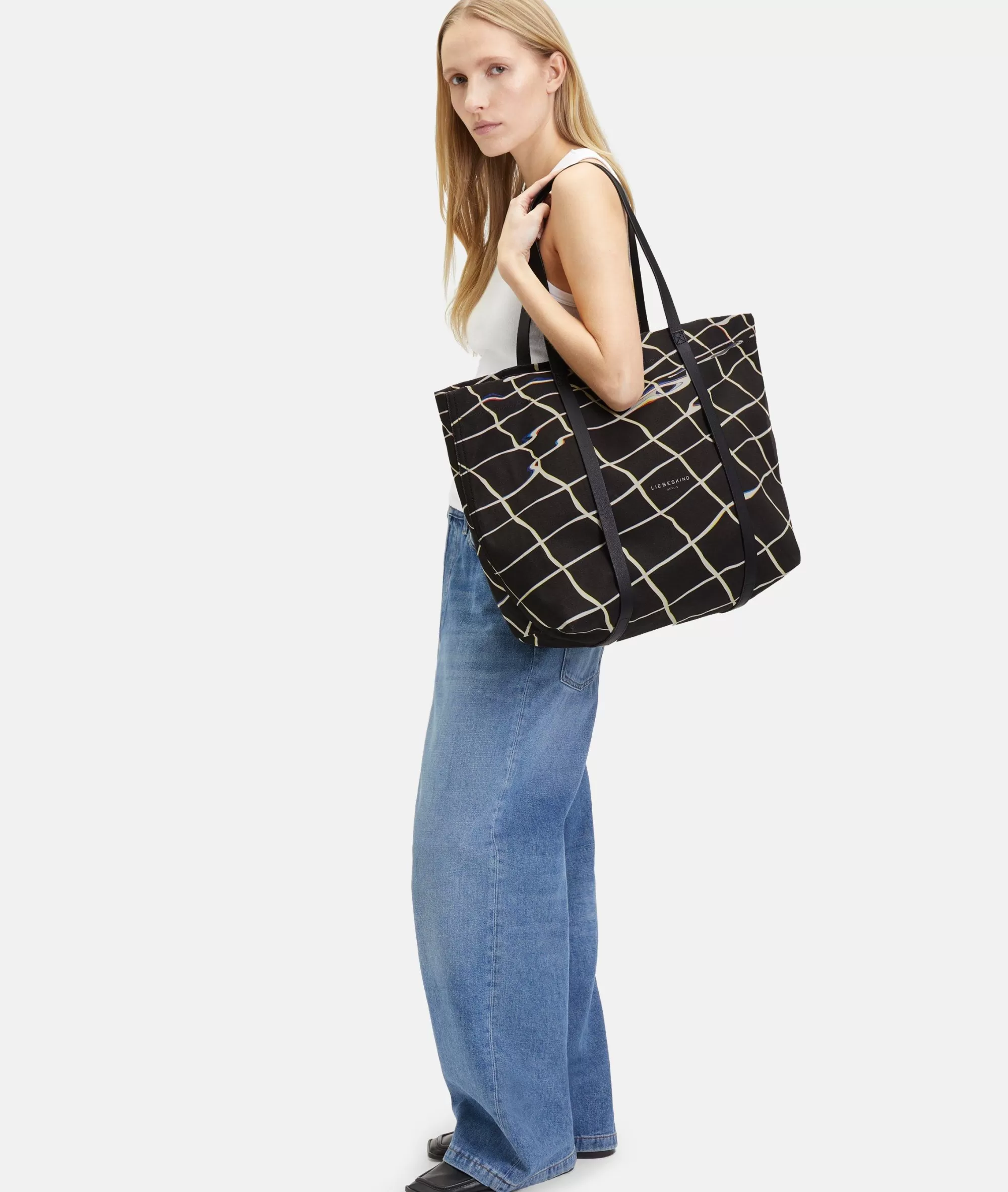 LIEBESKIND BERLIN  Shopper<Aurora Shopper L schwarz