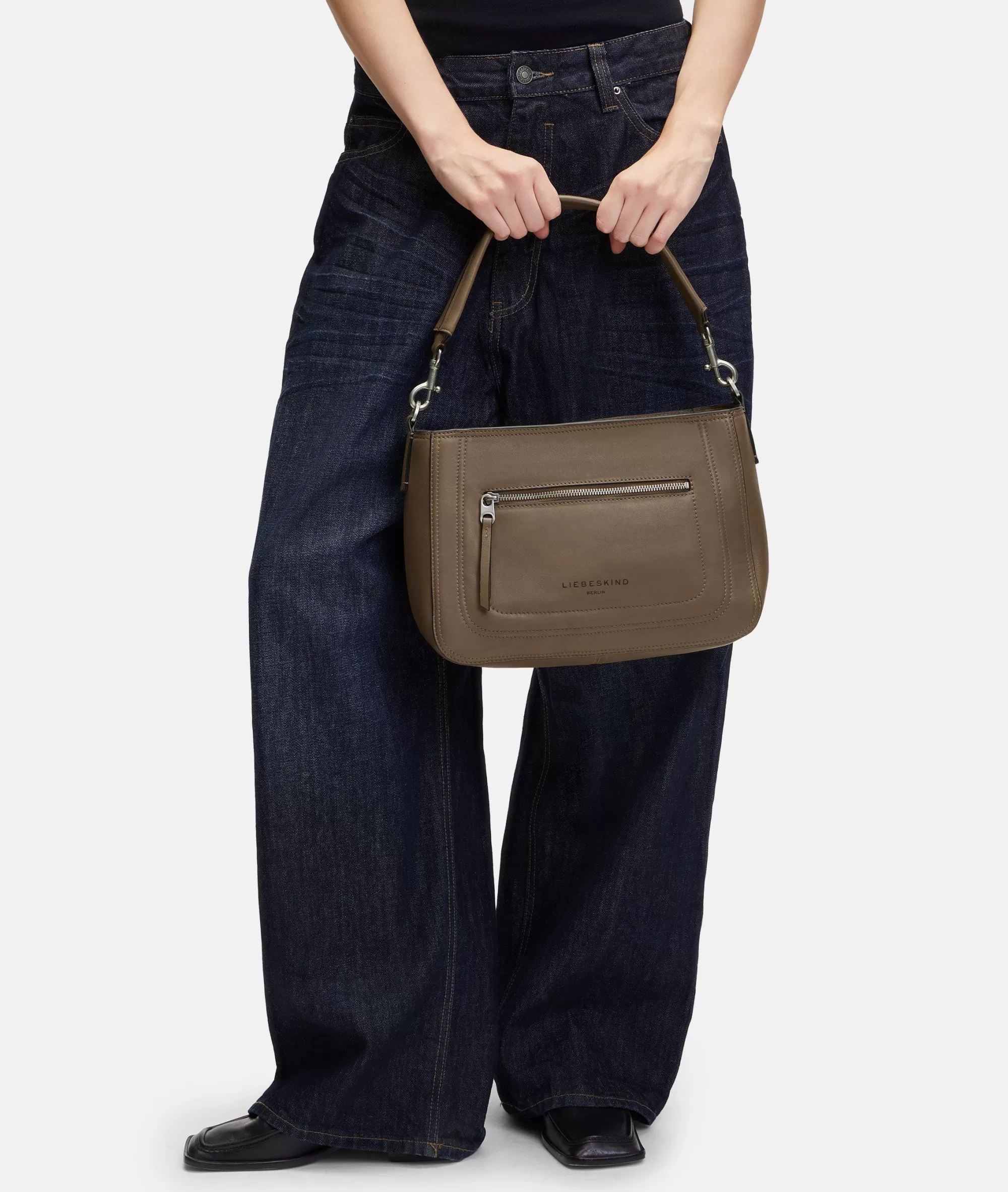LIEBESKIND BERLIN  Schultertaschen<Brooke M sandstein