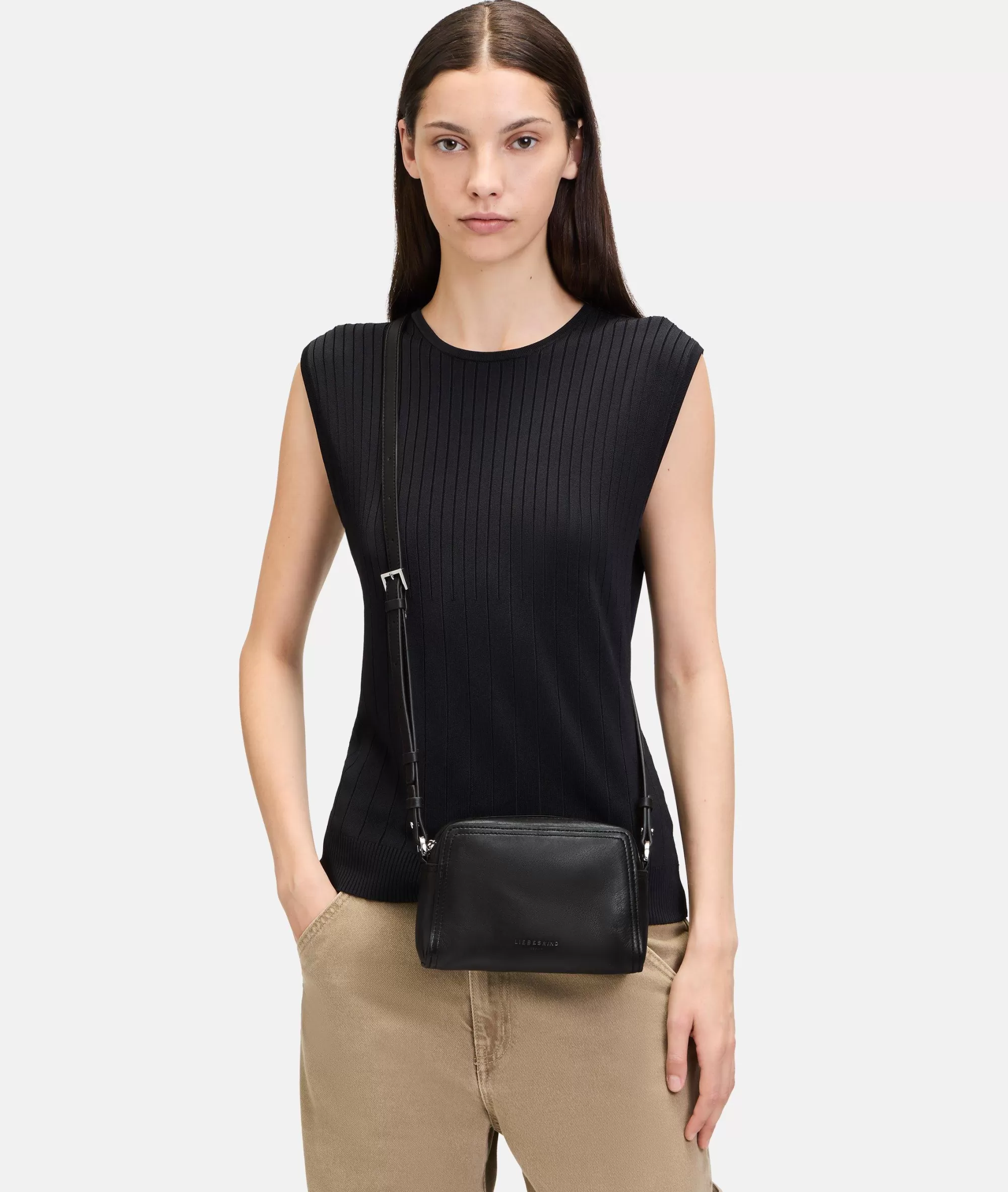 LIEBESKIND BERLIN  Bestseller | Ledertaschen<Chudy Crossbody S schwarz