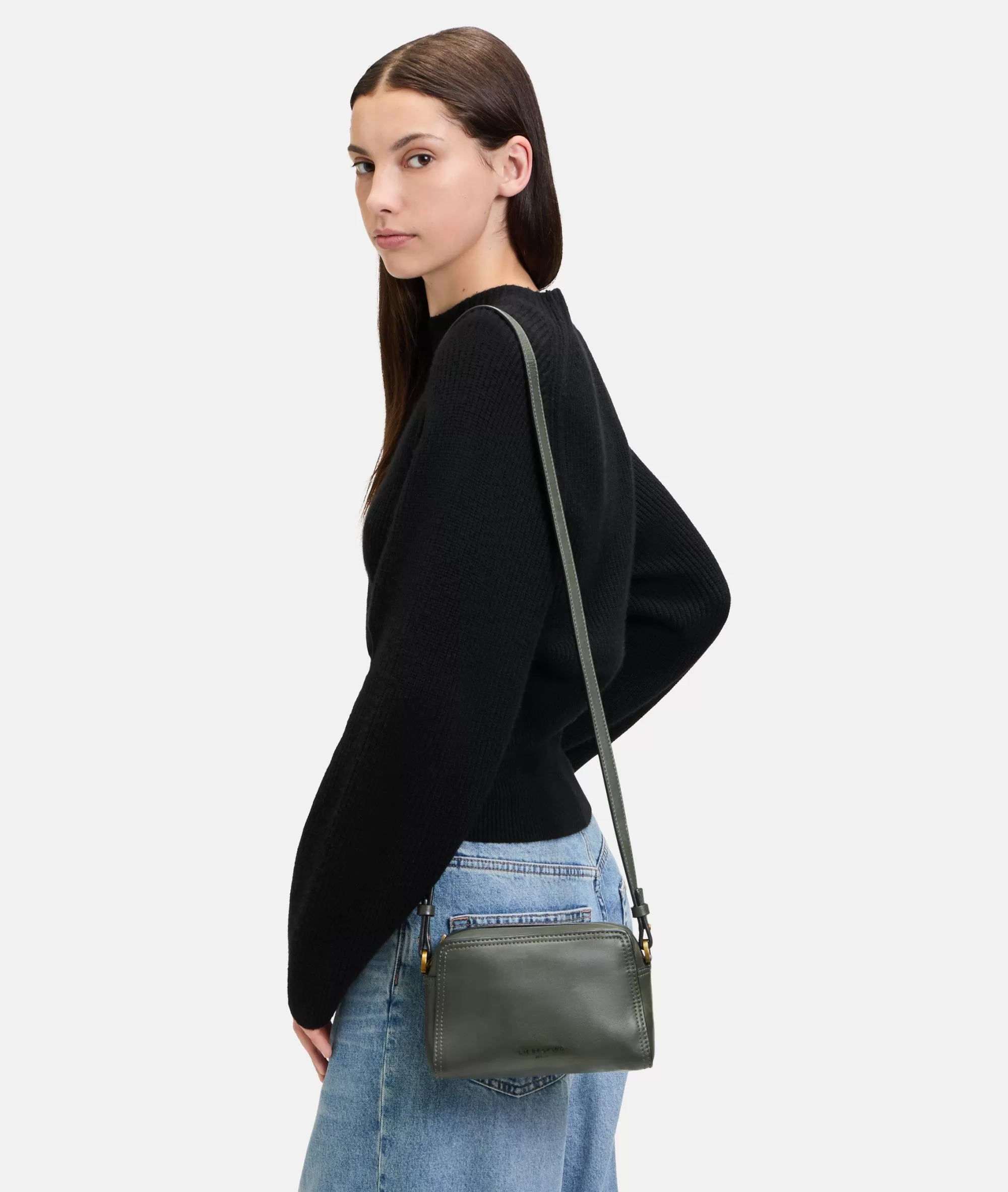 LIEBESKIND BERLIN  Ledertaschen | Umhängetaschen<Chudy Crossbody S olivgrün