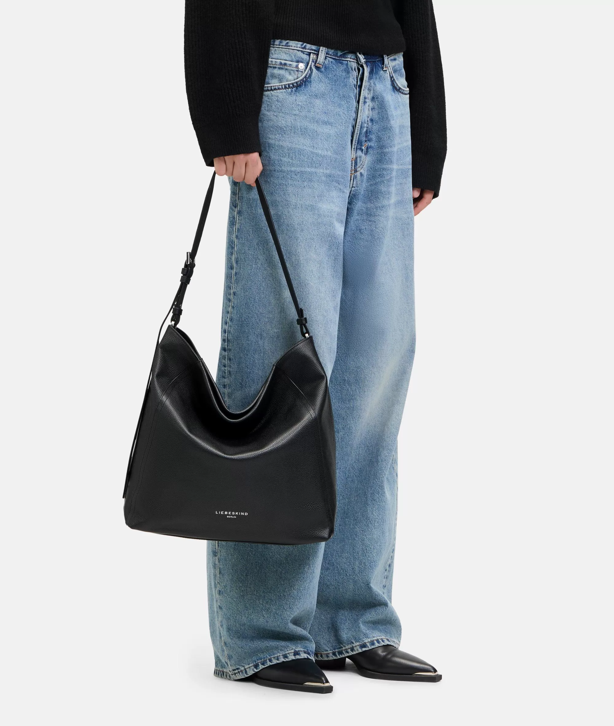 LIEBESKIND BERLIN  Ledertaschen | Schultertaschen<Chudy Hobo L schwarz