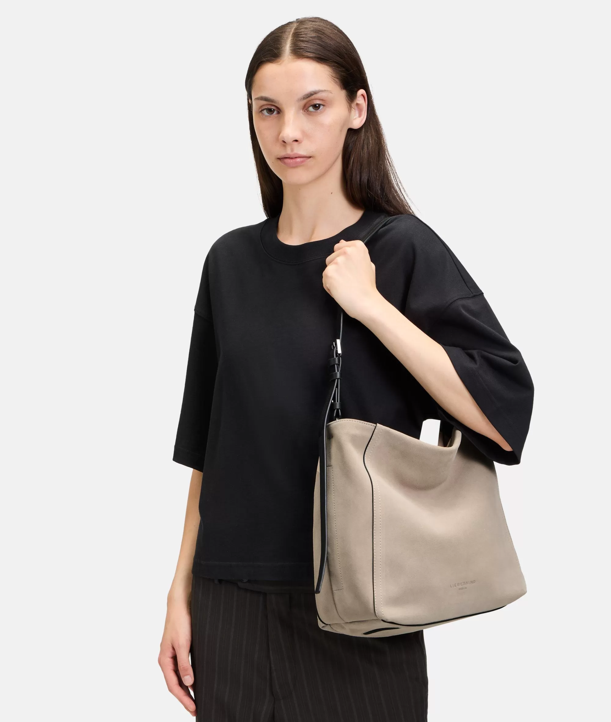 LIEBESKIND BERLIN  Bestseller | Business Bags<Chudy Hobo M beige
