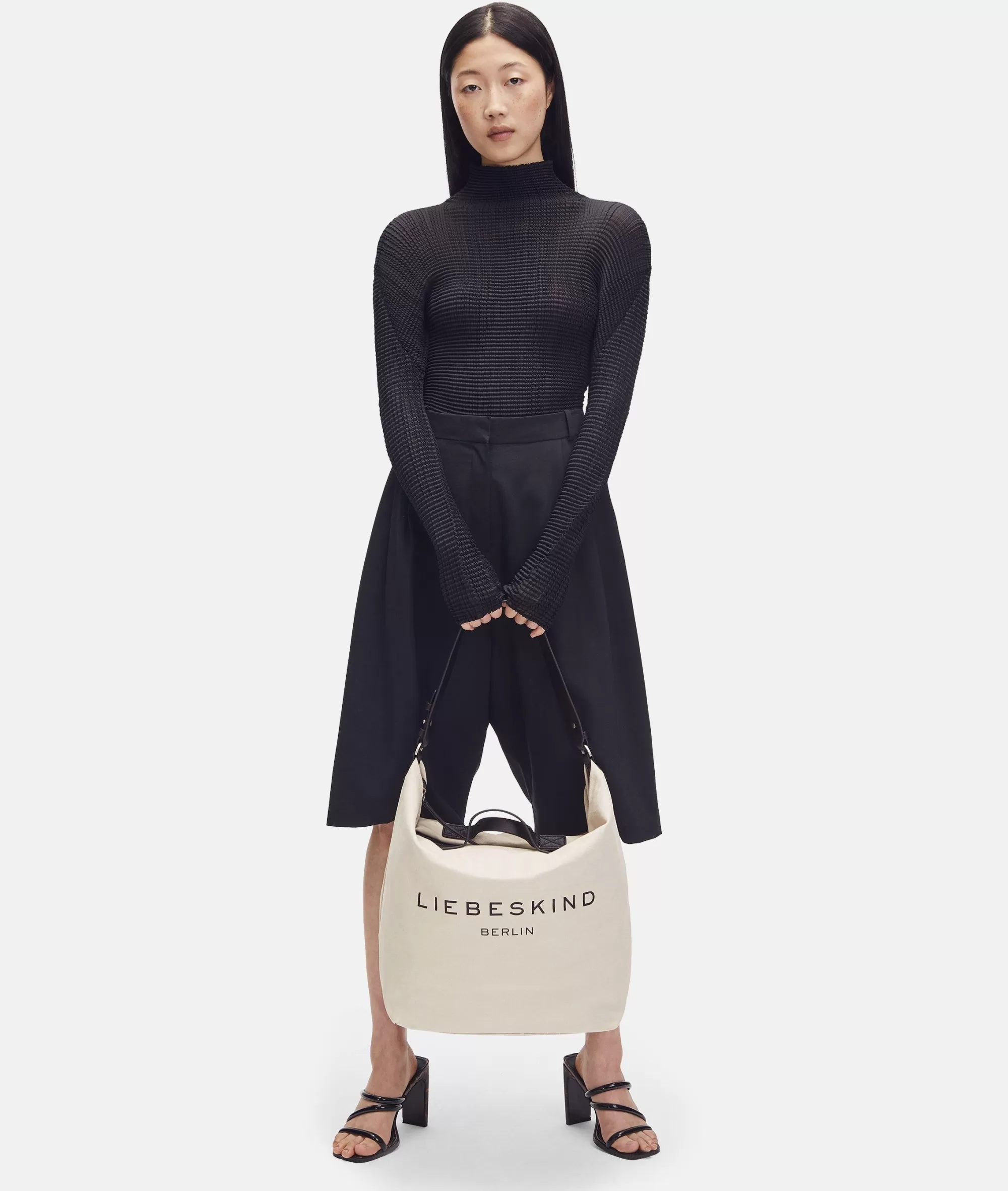 LIEBESKIND BERLIN  Bestseller | Schultertaschen<Clea Hobo L creme