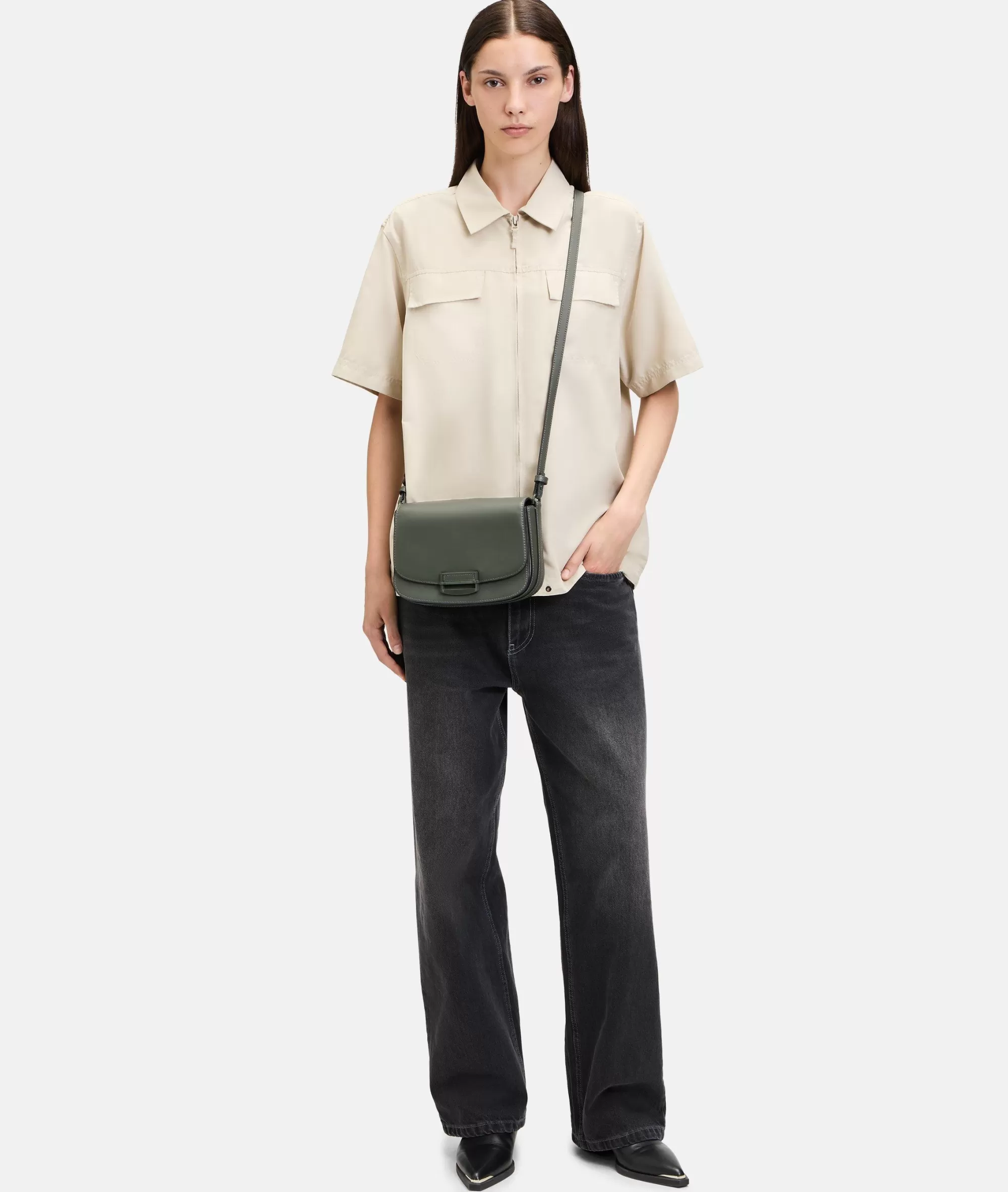 LIEBESKIND BERLIN  Ledertaschen | Umhängetaschen<Ezra Crossbody M olivgrün