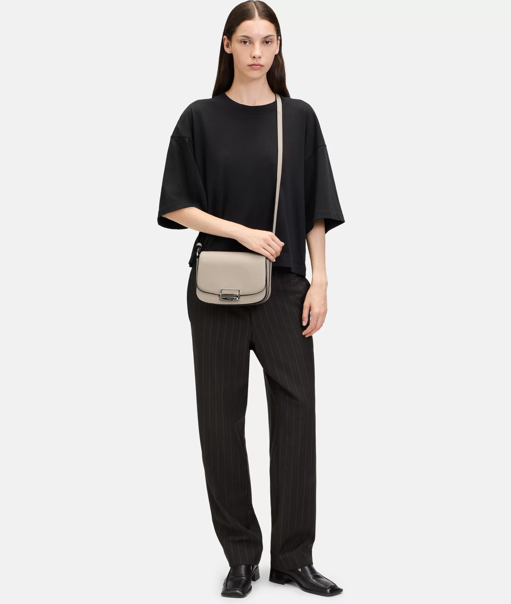 LIEBESKIND BERLIN  Ledertaschen | Umhängetaschen<Ezra Crossbody M beige
