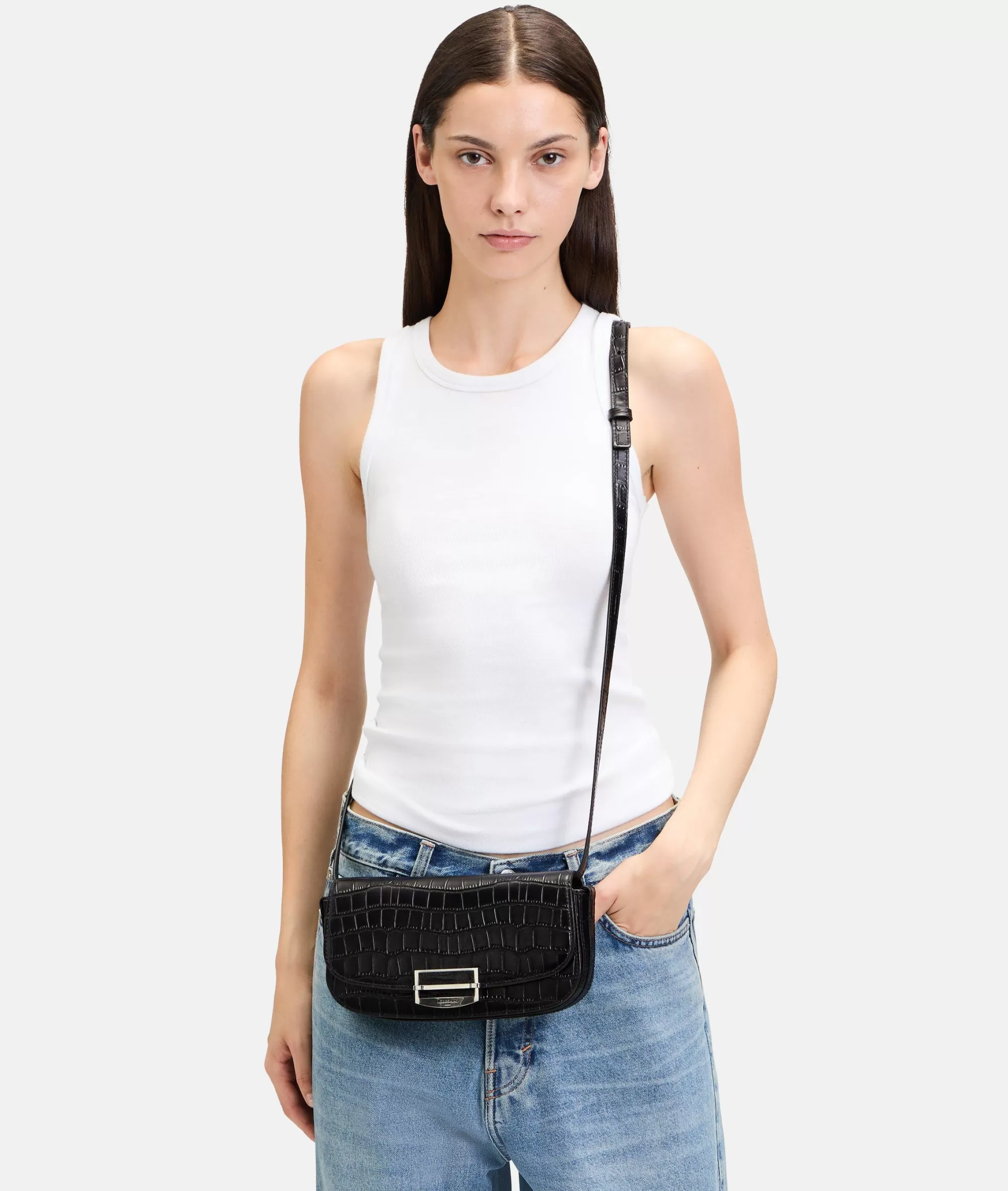 LIEBESKIND BERLIN  Ledertaschen | Umhängetaschen<Ezra Crossbody S schwarz