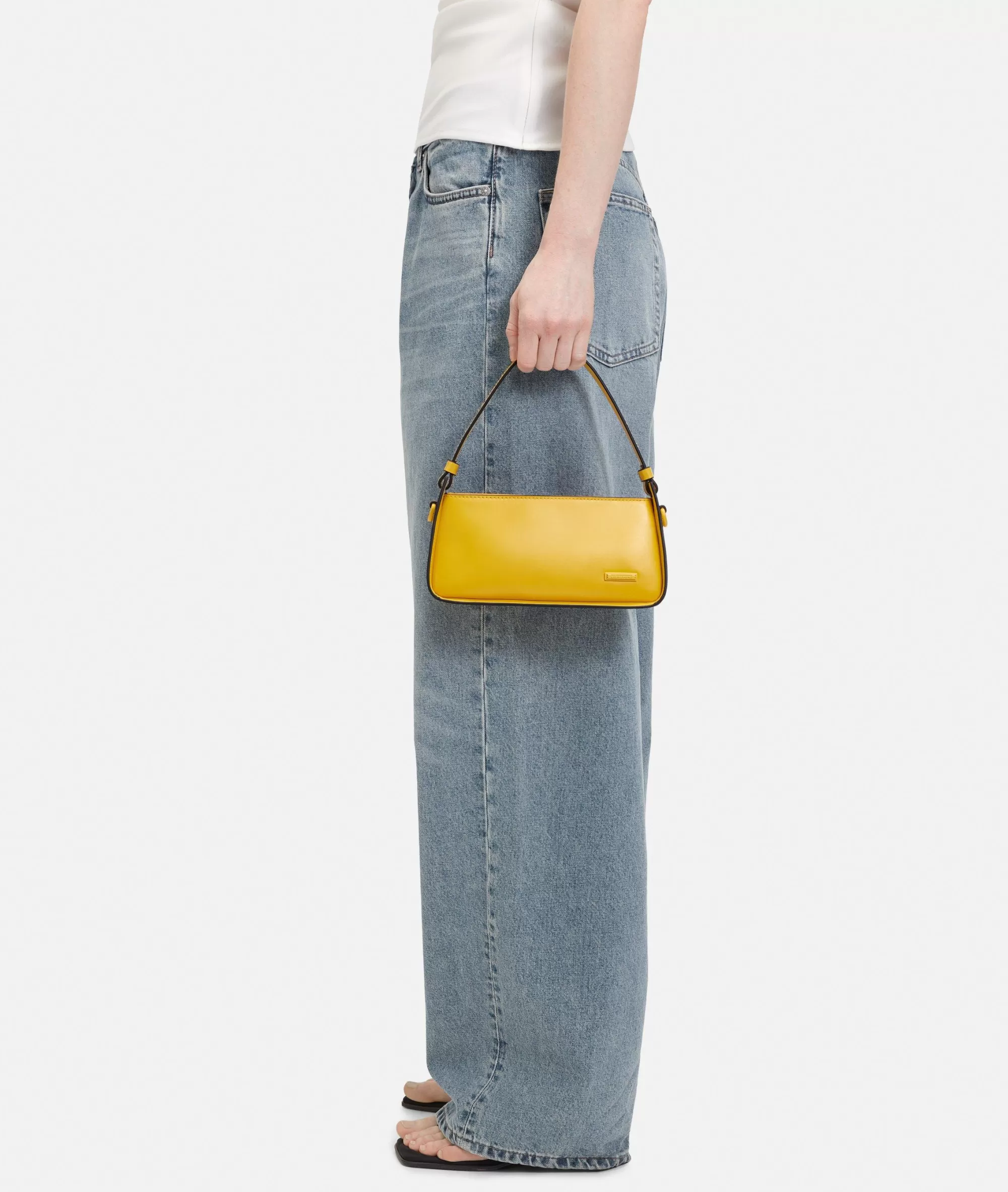 LIEBESKIND BERLIN  Ledertaschen | Umhängetaschen<Franzis Crossbody XS zitrone