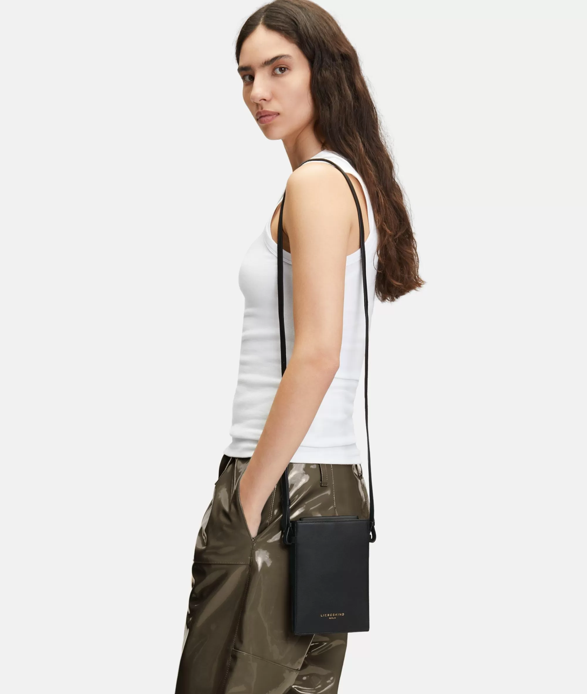 LIEBESKIND BERLIN  Handytaschen<Hilla Mobile Pouch schwarz