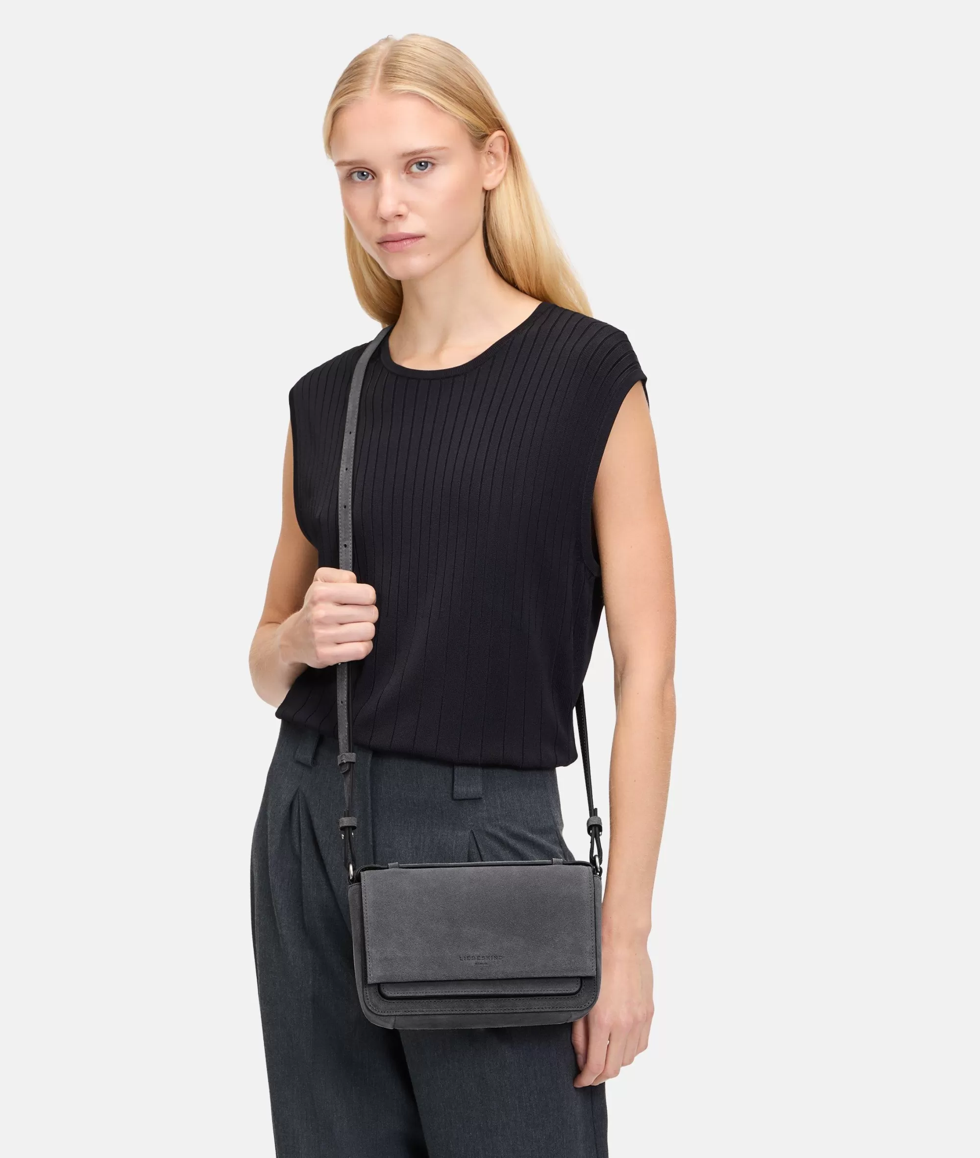 LIEBESKIND BERLIN  Ledertaschen | Umhängetaschen<Lea Crossbody S graumeliert