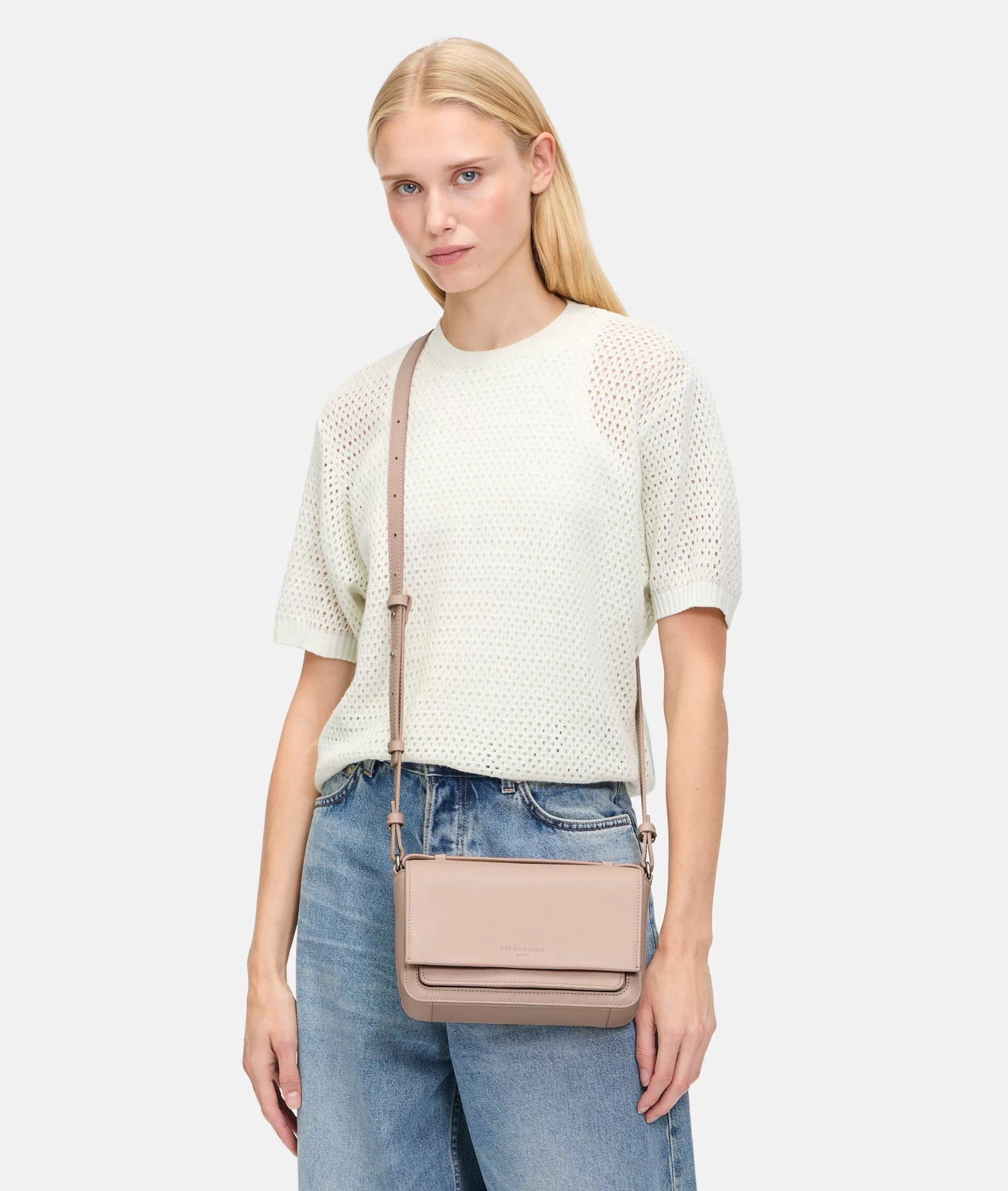 LIEBESKIND BERLIN  Ledertaschen | Umhängetaschen<Lea Crossbody S perlmuttrosa