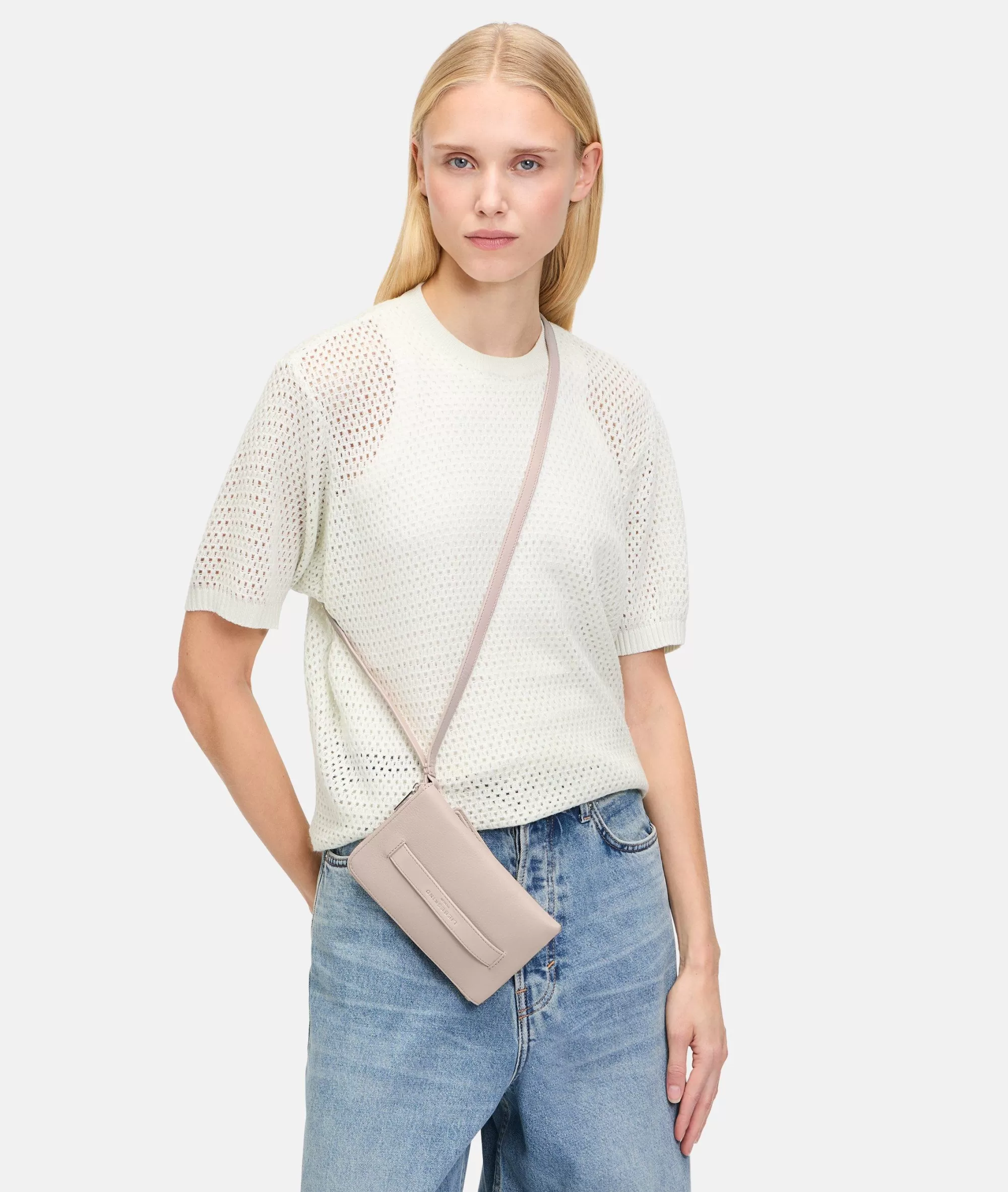LIEBESKIND BERLIN  Ledertaschen | Umhängetaschen<Lora Pouch zartrosa