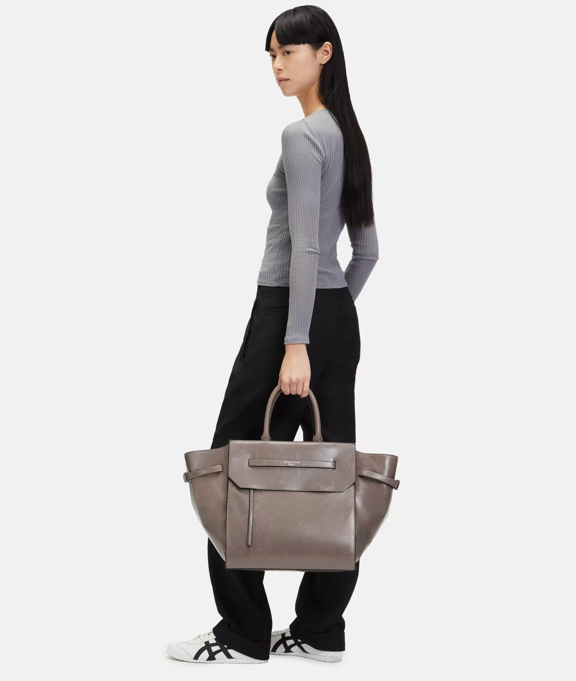 LIEBESKIND BERLIN  Ledertaschen | Schultertaschen<Lora Satchel L hellbraun
