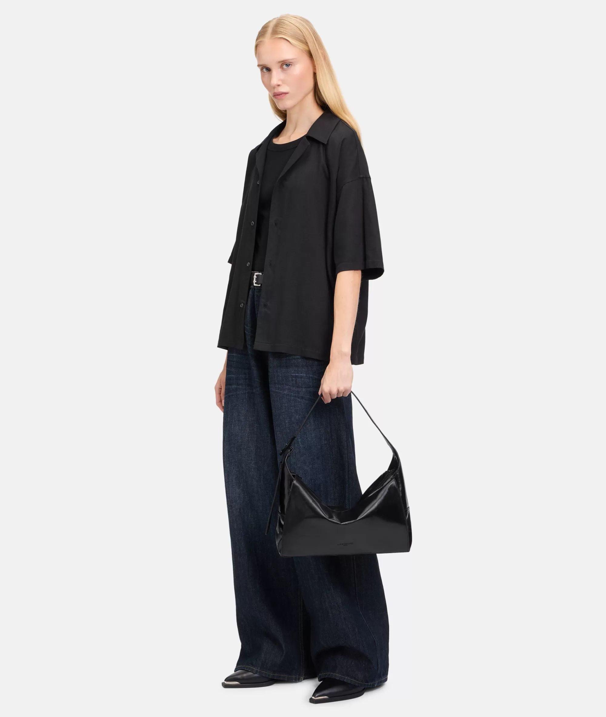LIEBESKIND BERLIN  Ledertaschen | Schultertaschen<Lou Hobo M schwarz