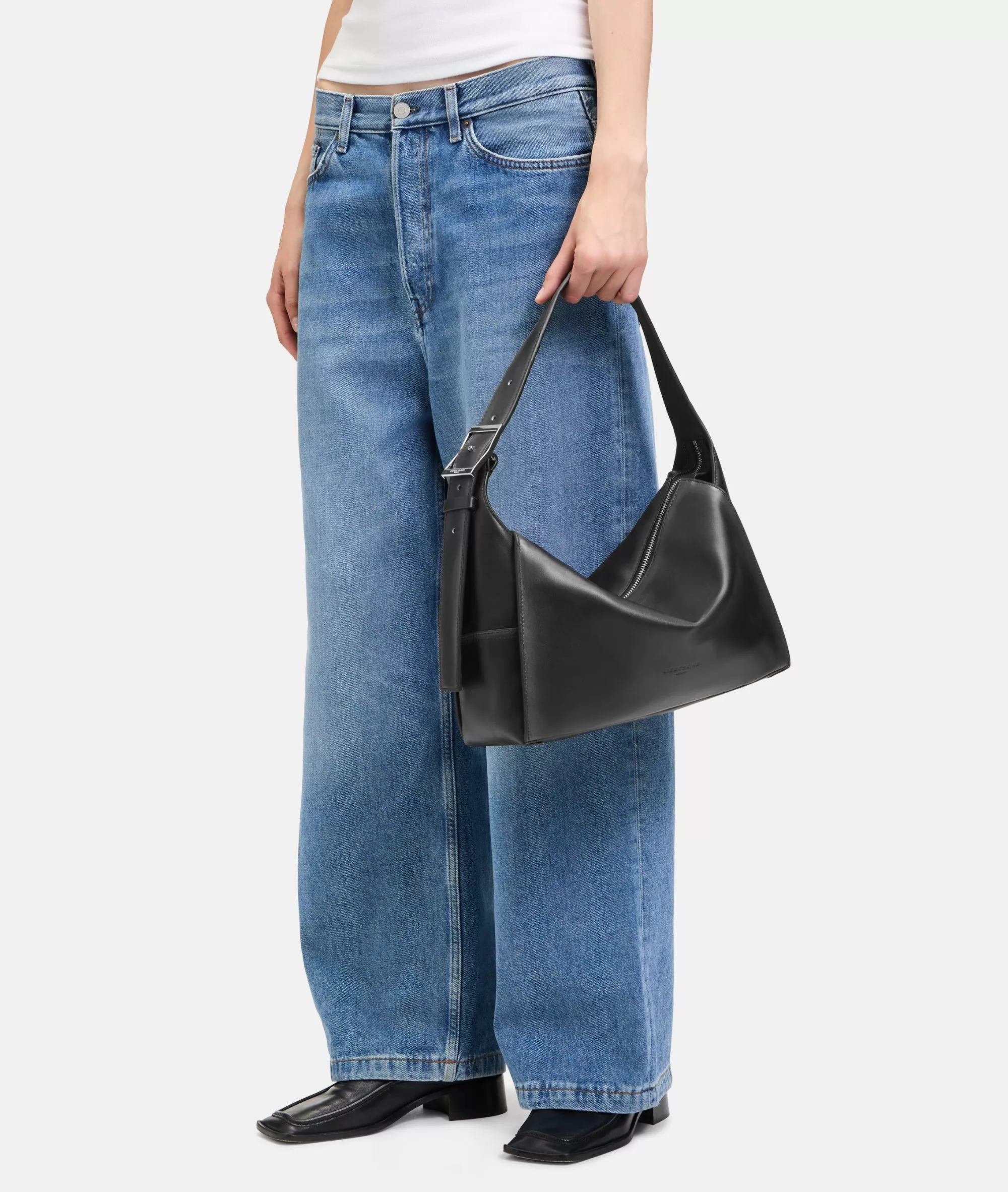 LIEBESKIND BERLIN  Ledertaschen | Schultertaschen<Lou Hobo M schwarz