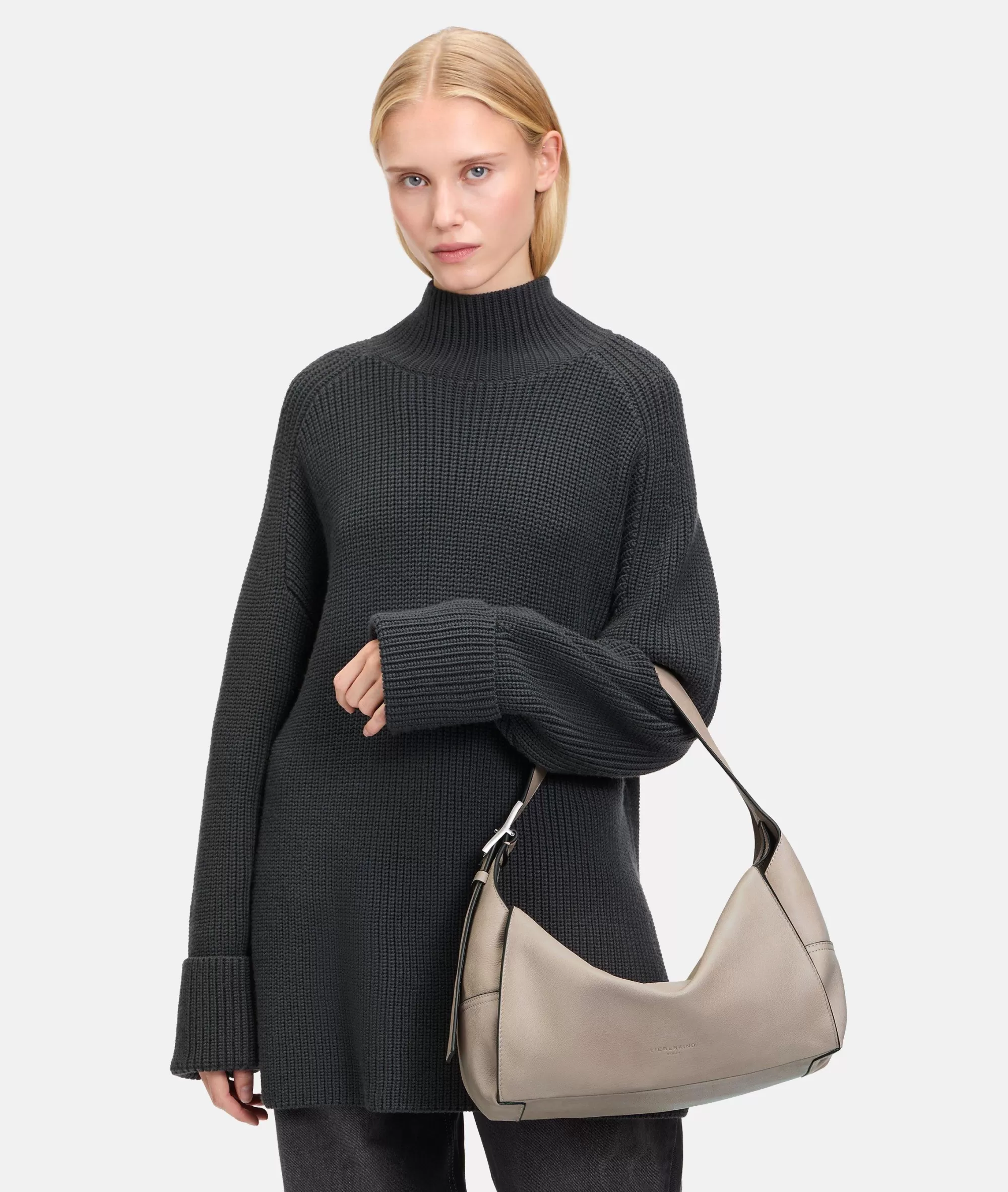 LIEBESKIND BERLIN  Ledertaschen | Schultertaschen<Lou Hobo M beige