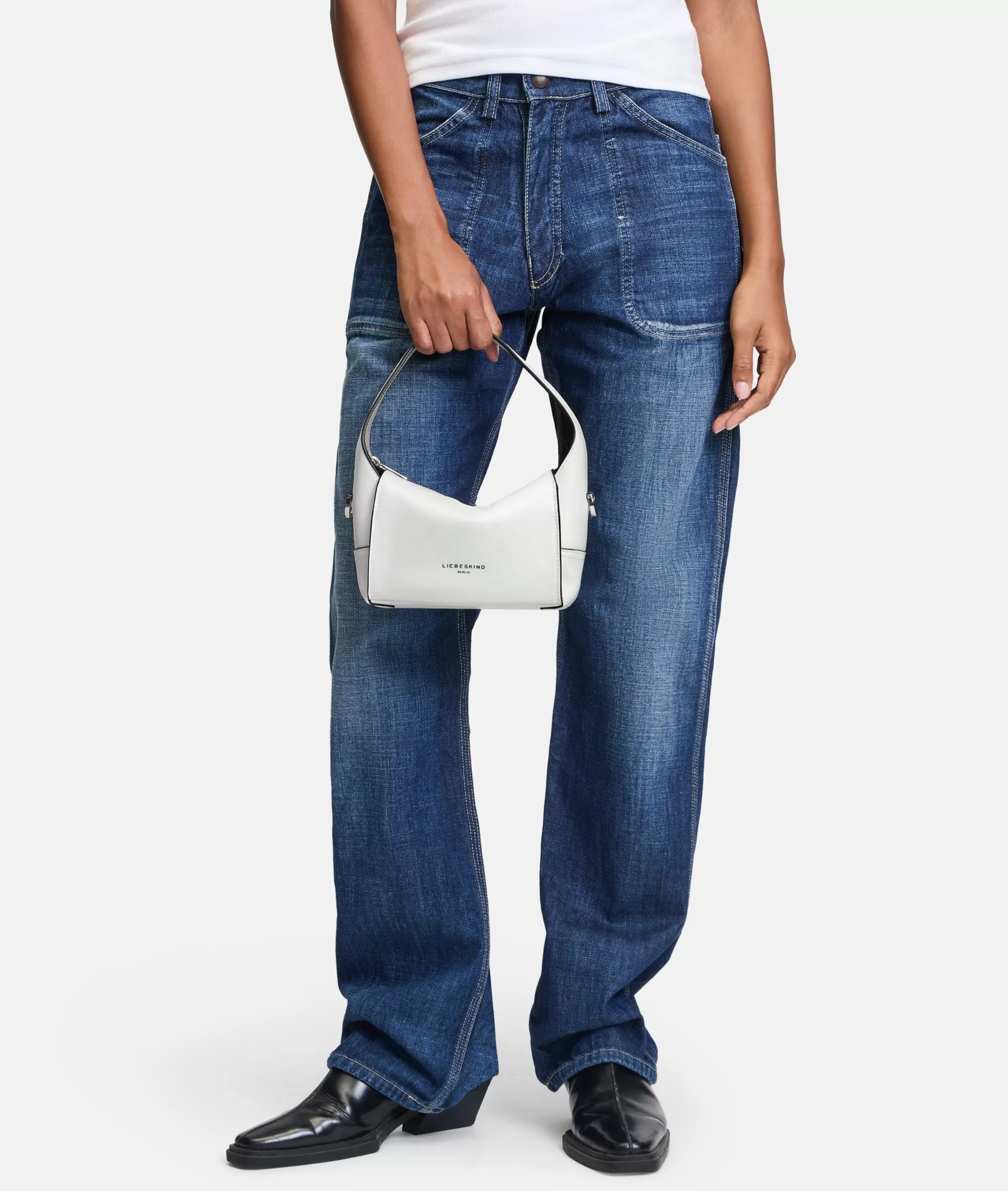 LIEBESKIND BERLIN  Ledertaschen | Schultertaschen<Lou Hobo XS weiß