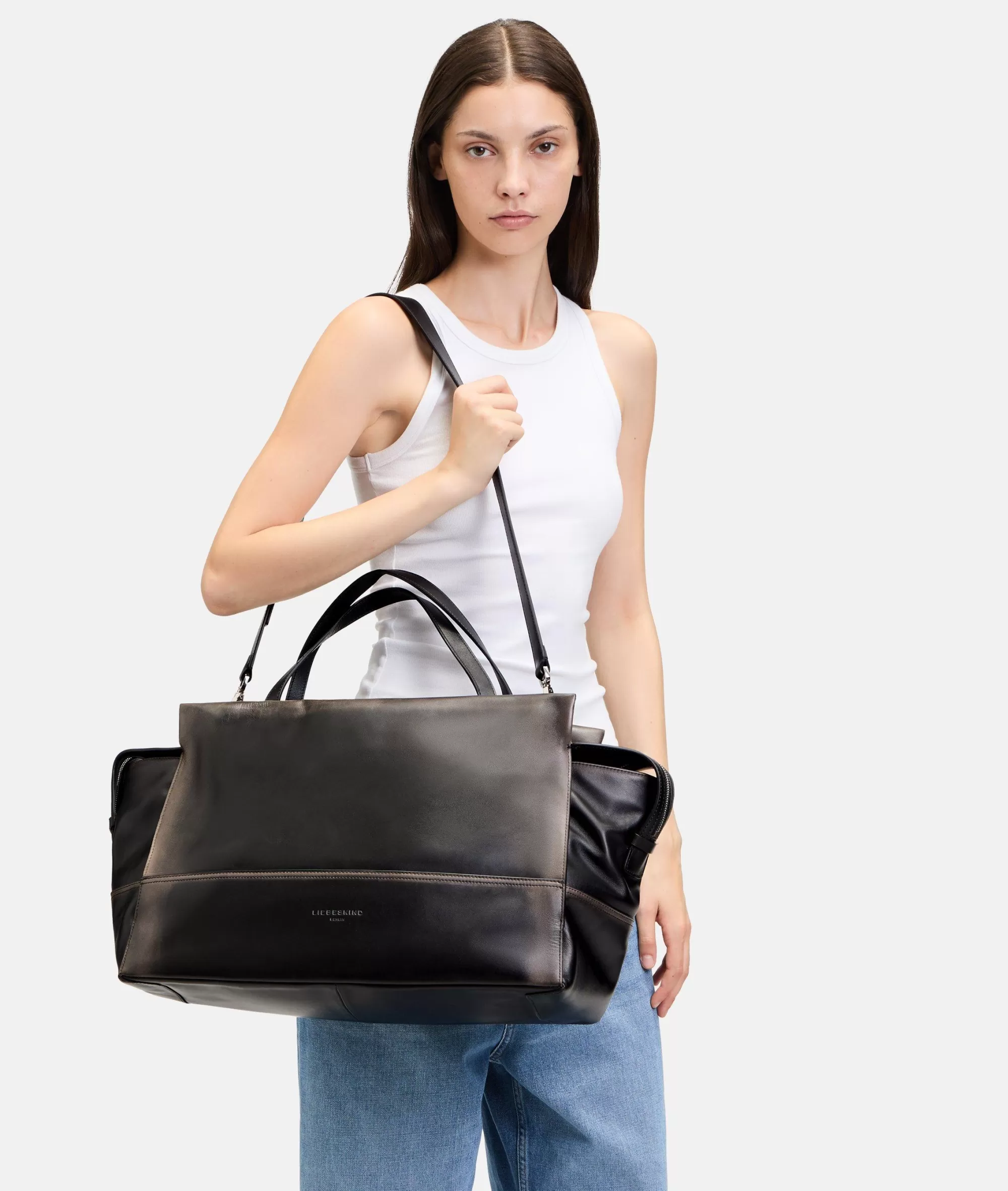 LIEBESKIND BERLIN  Ledertaschen | Schultertaschen<Lou Weekender XL schwarz