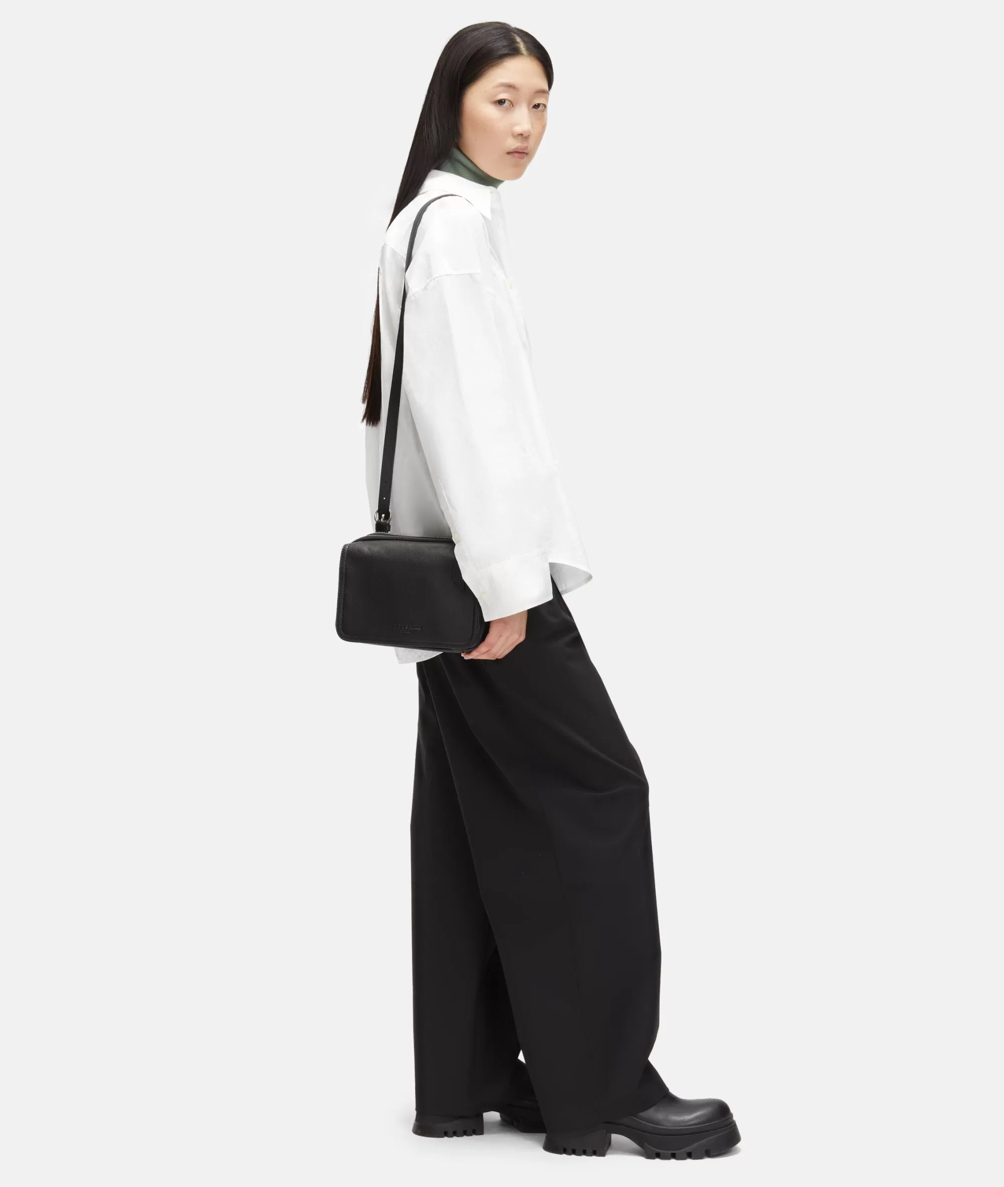 LIEBESKIND BERLIN  Bestseller | Ledertaschen<Mareike Crossbody S schwarz