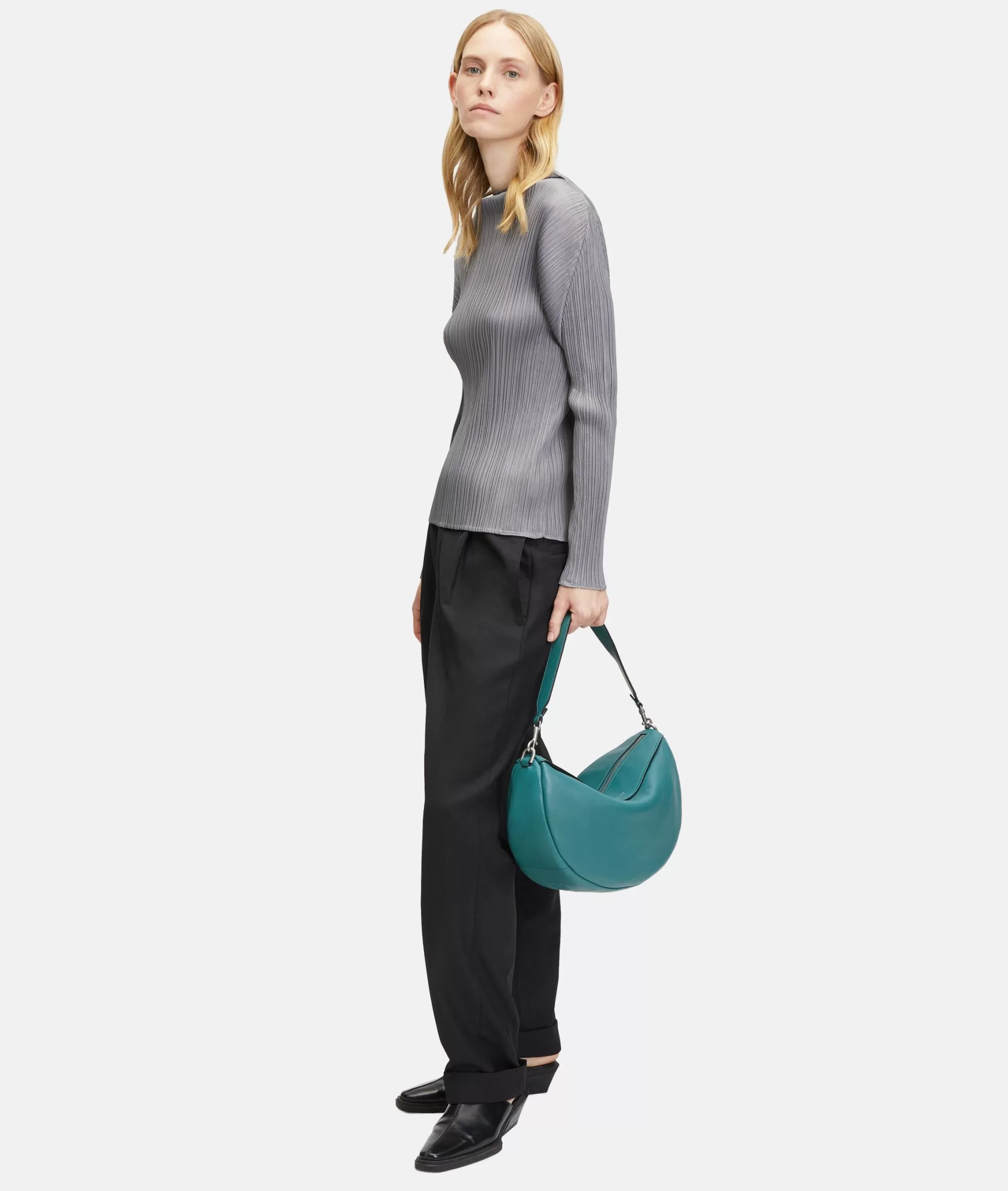 LIEBESKIND BERLIN  Ledertaschen | Schultertaschen<Melli Hobo M petrol