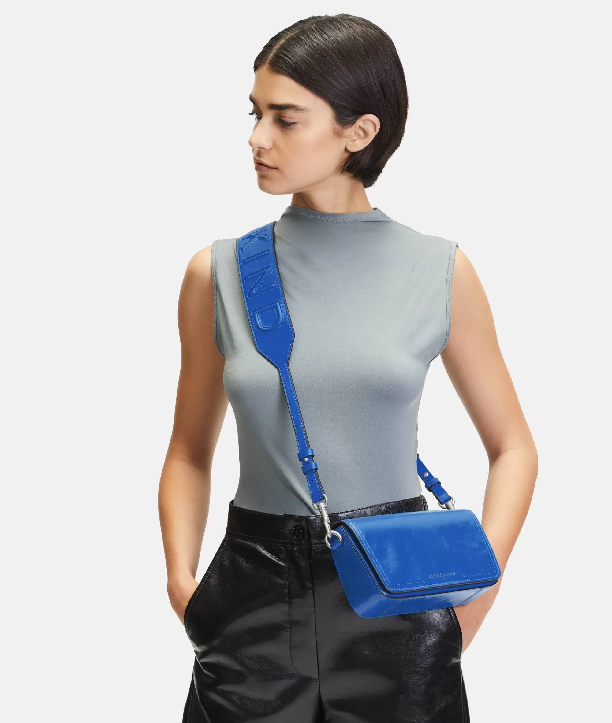 LIEBESKIND BERLIN  Schultergurte<Paper Bag Shoulder Strap royalblau
