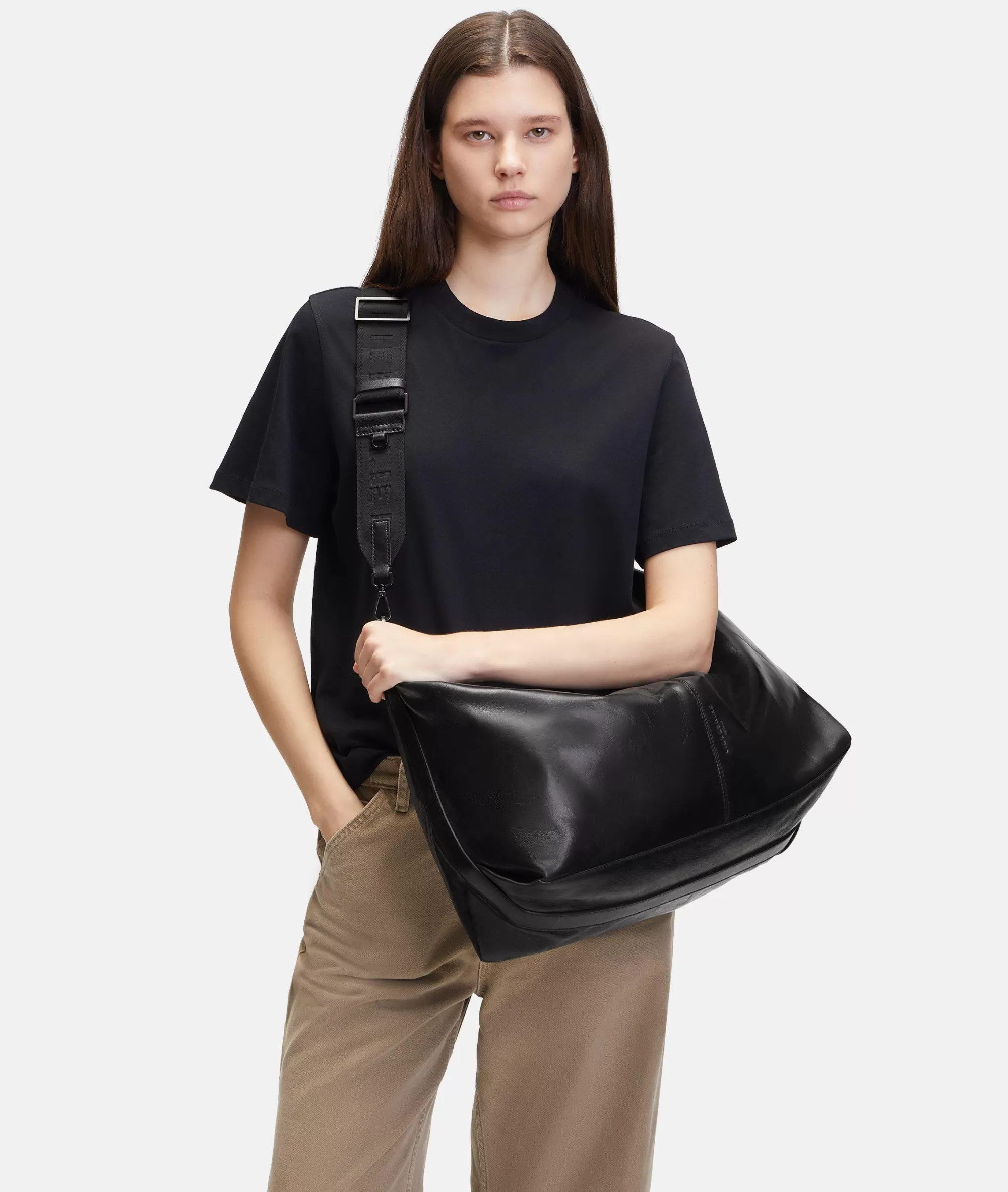 LIEBESKIND BERLIN  Ledertaschen | Schultertaschen<Paris Hobo L schwarz
