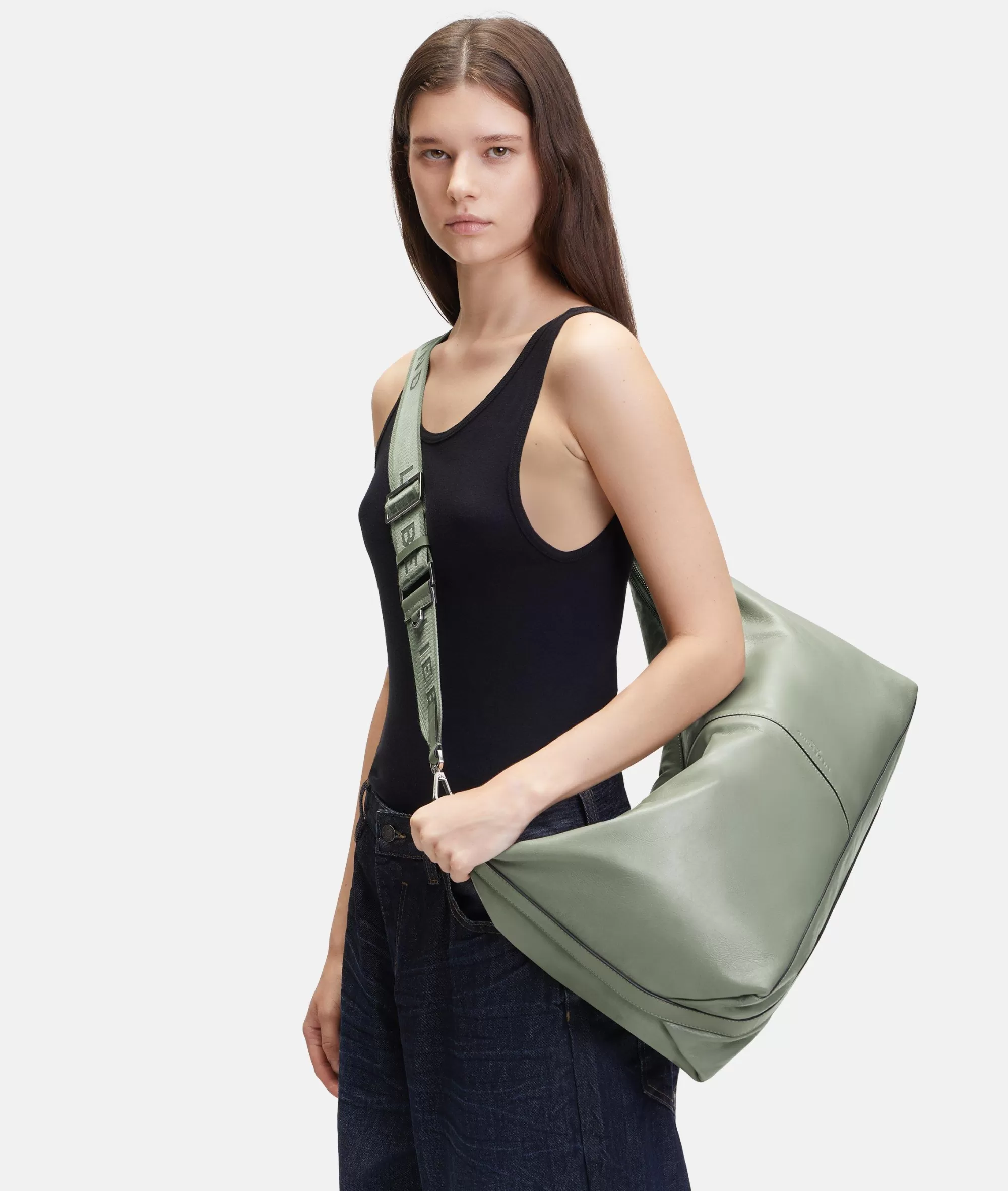 LIEBESKIND BERLIN  Ledertaschen | Schultertaschen<Paris Hobo L salbeigrün