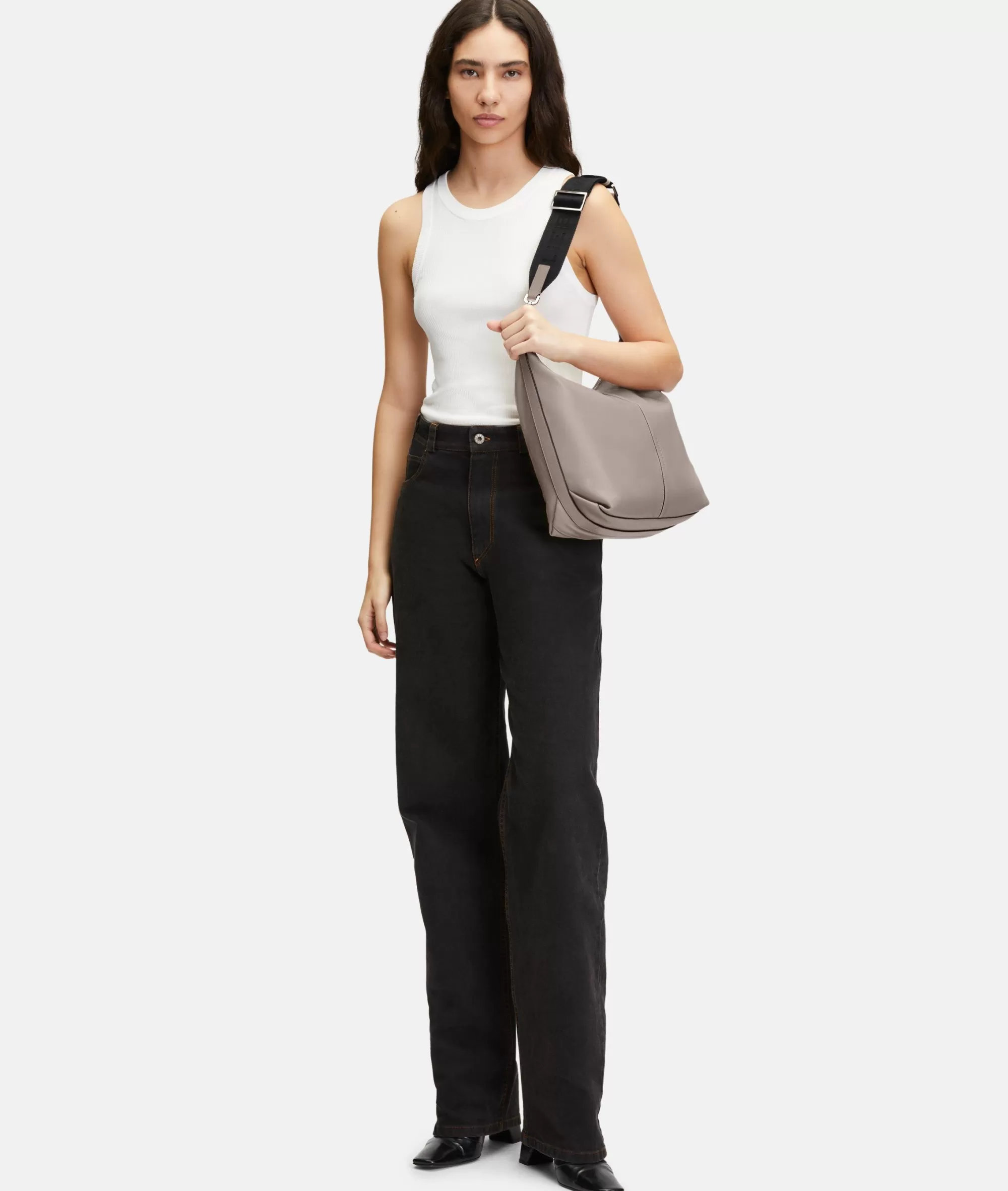 LIEBESKIND BERLIN  Business Bags | Ledertaschen<Paris Hobo M beige