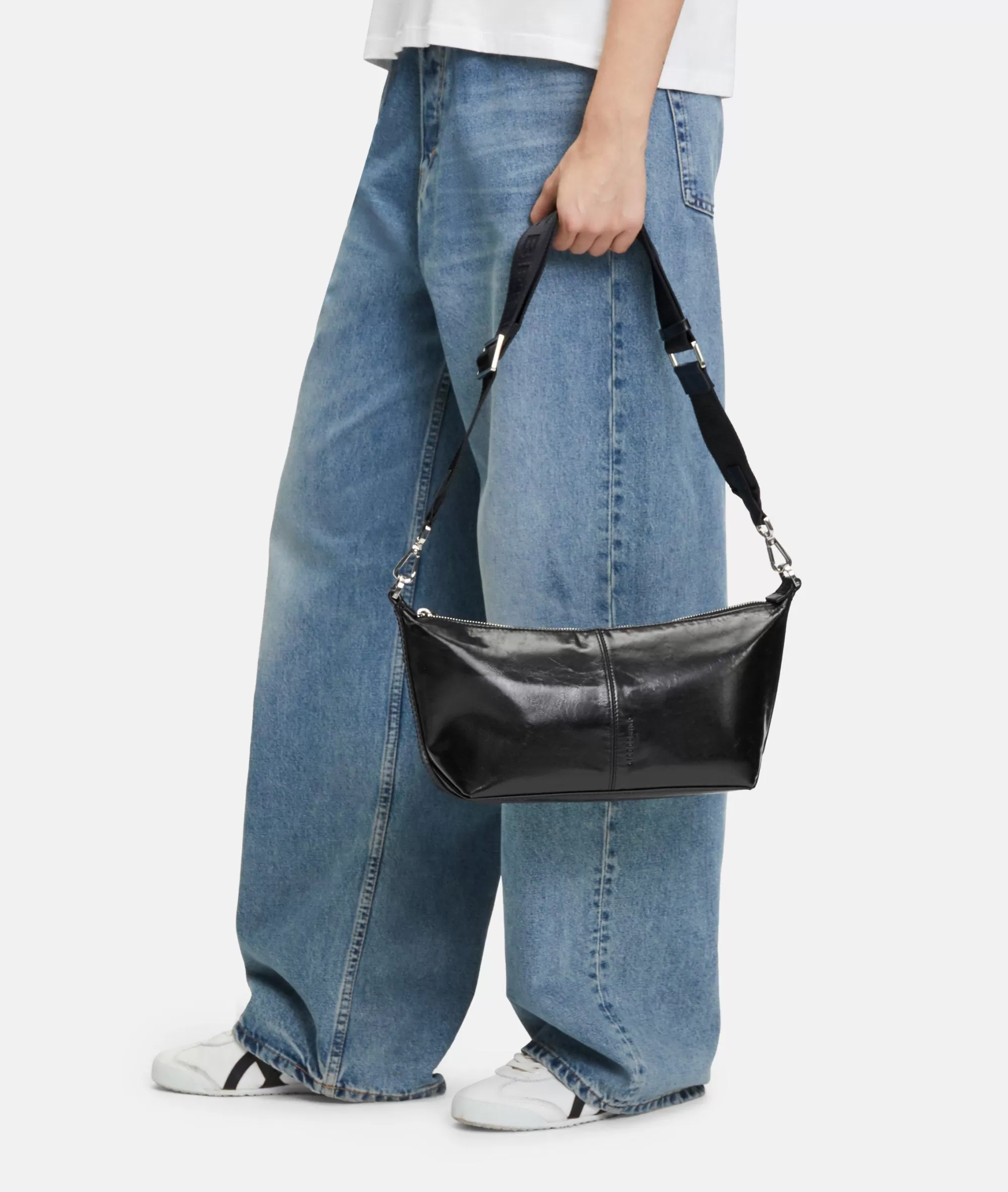 LIEBESKIND BERLIN  Ledertaschen | Schultertaschen<Paris Hobo S schwarz