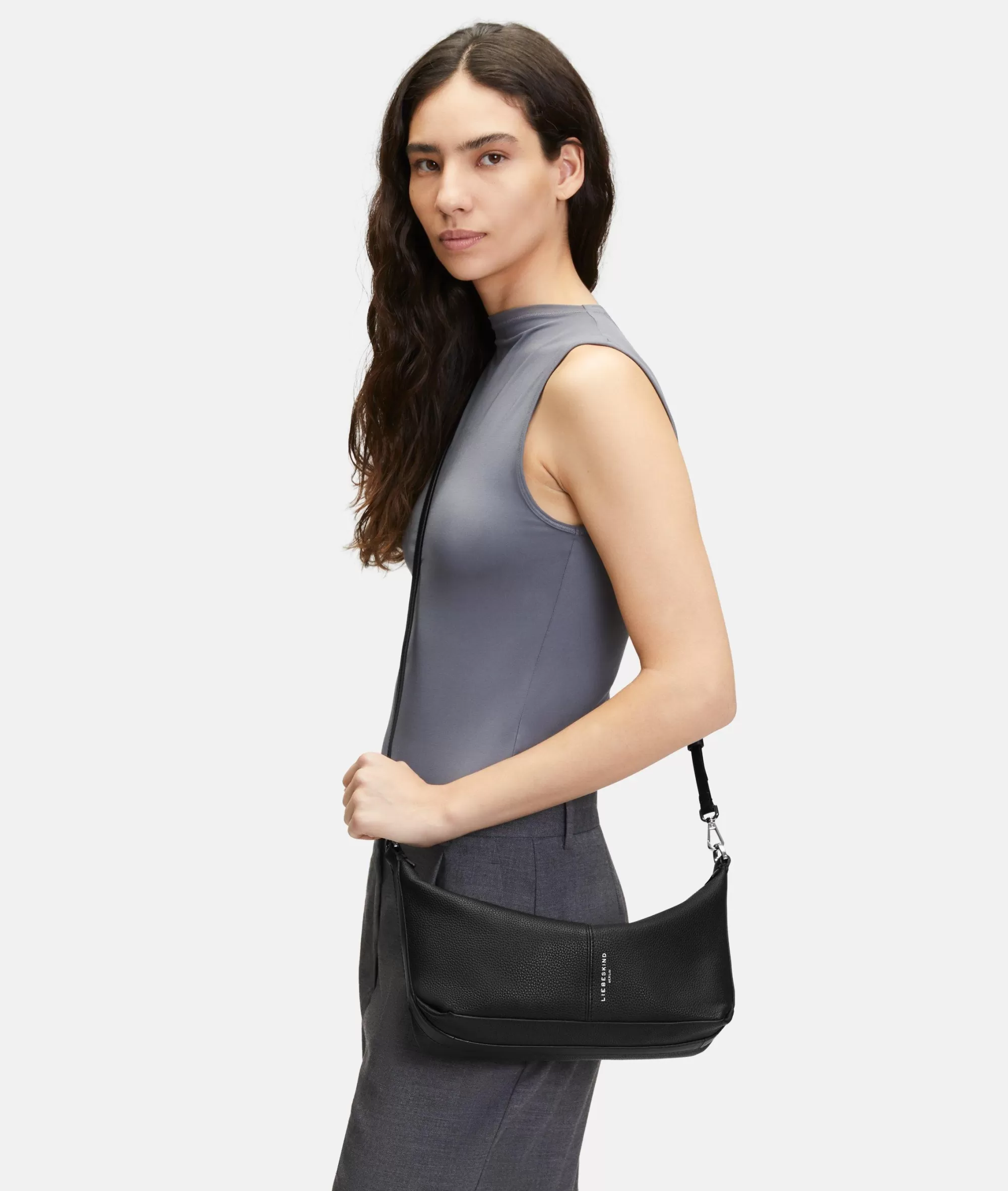 LIEBESKIND BERLIN  Ledertaschen | Schultertaschen<Paris Hobo S schwarz