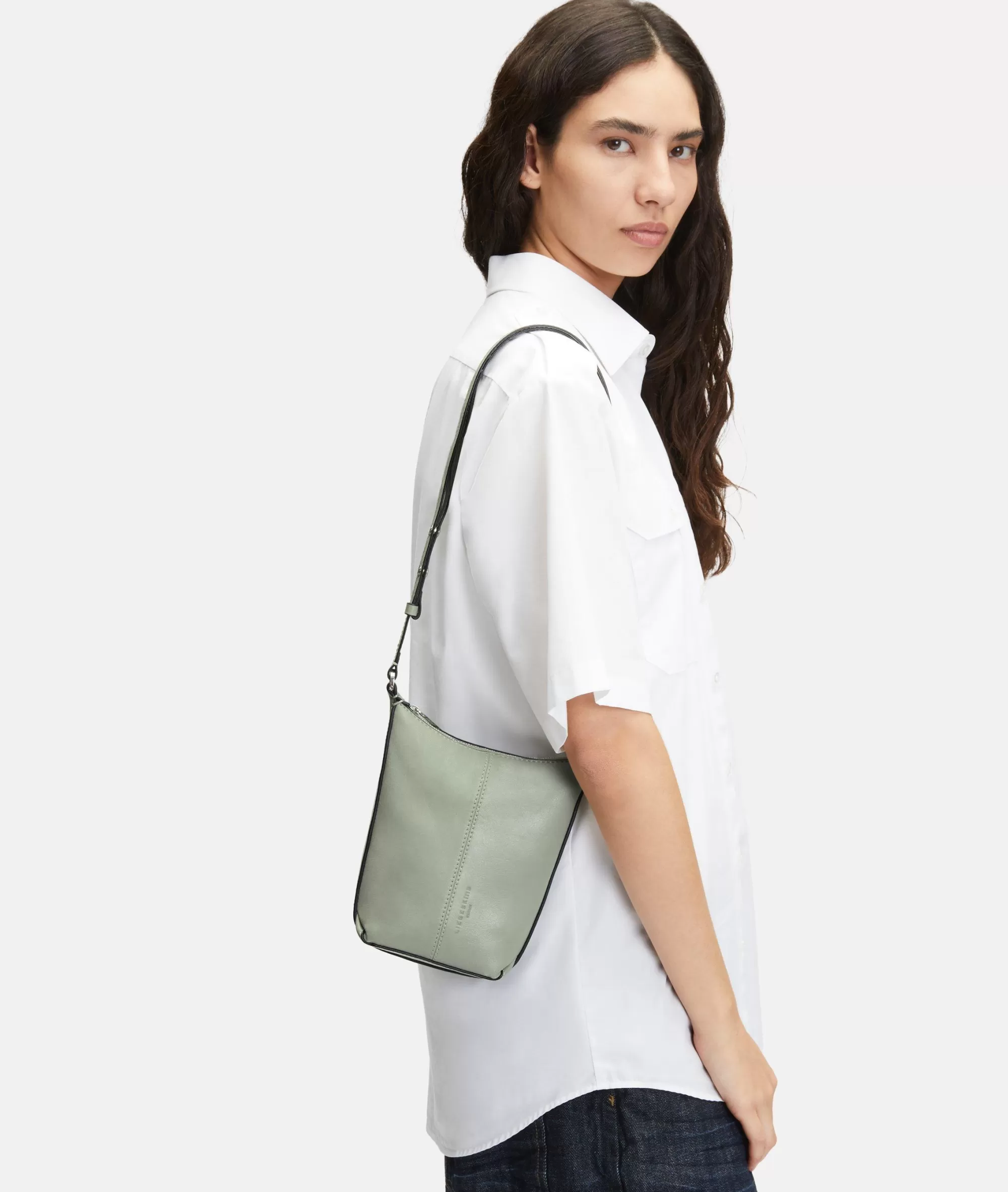 LIEBESKIND BERLIN  Ledertaschen | Umhängetaschen<Paris Mini Pouch salbeigrün