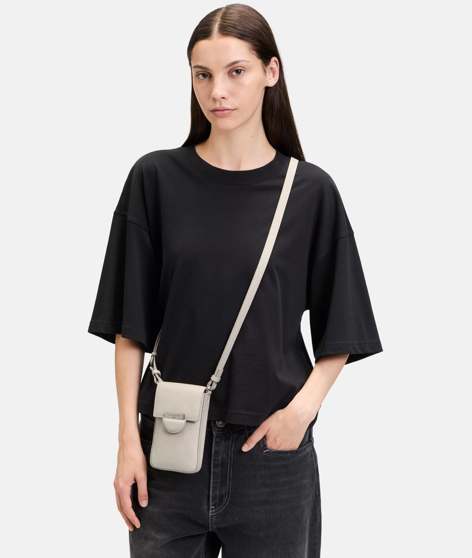 LIEBESKIND BERLIN  Handytaschen<Penelope Mobile Pouch creme