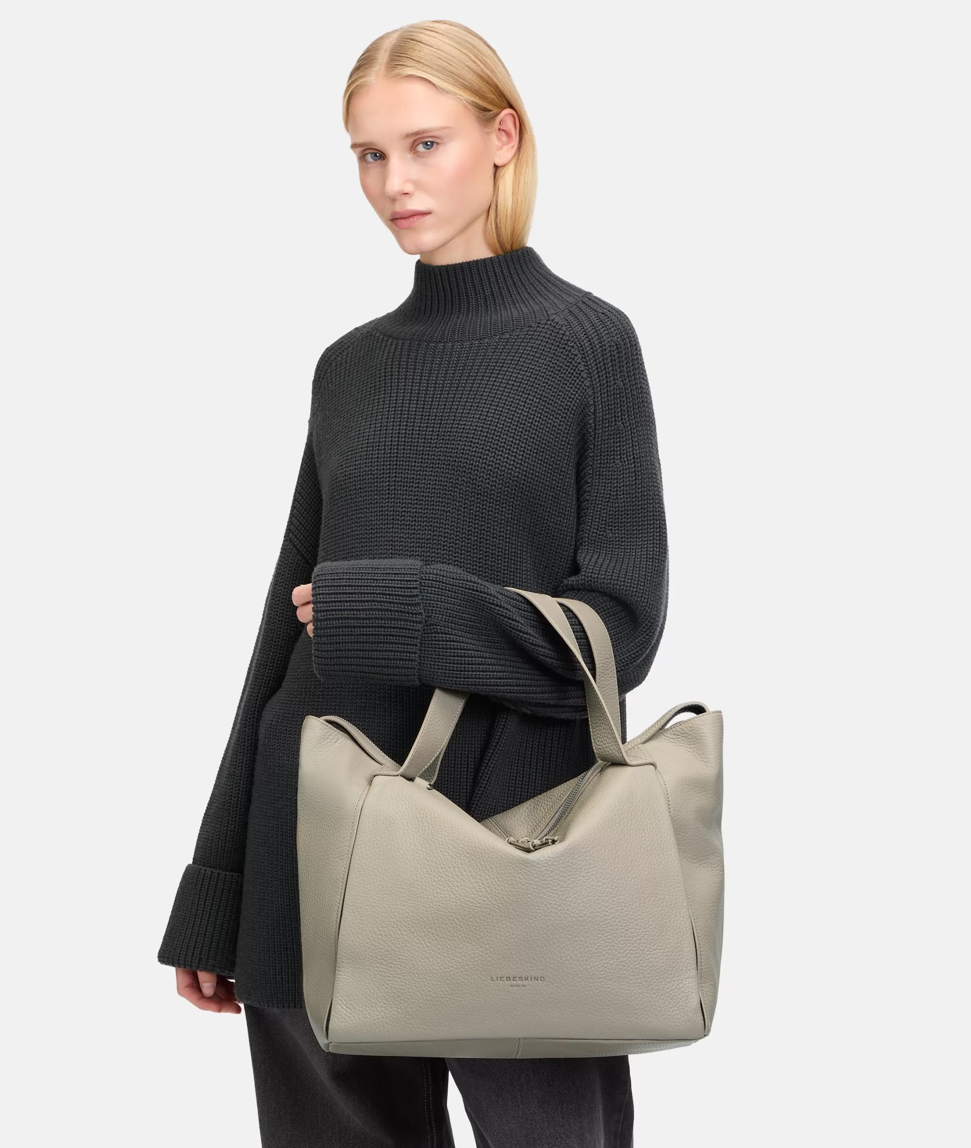 LIEBESKIND BERLIN  Ledertaschen | Schultertaschen<Satchel L sandfarben