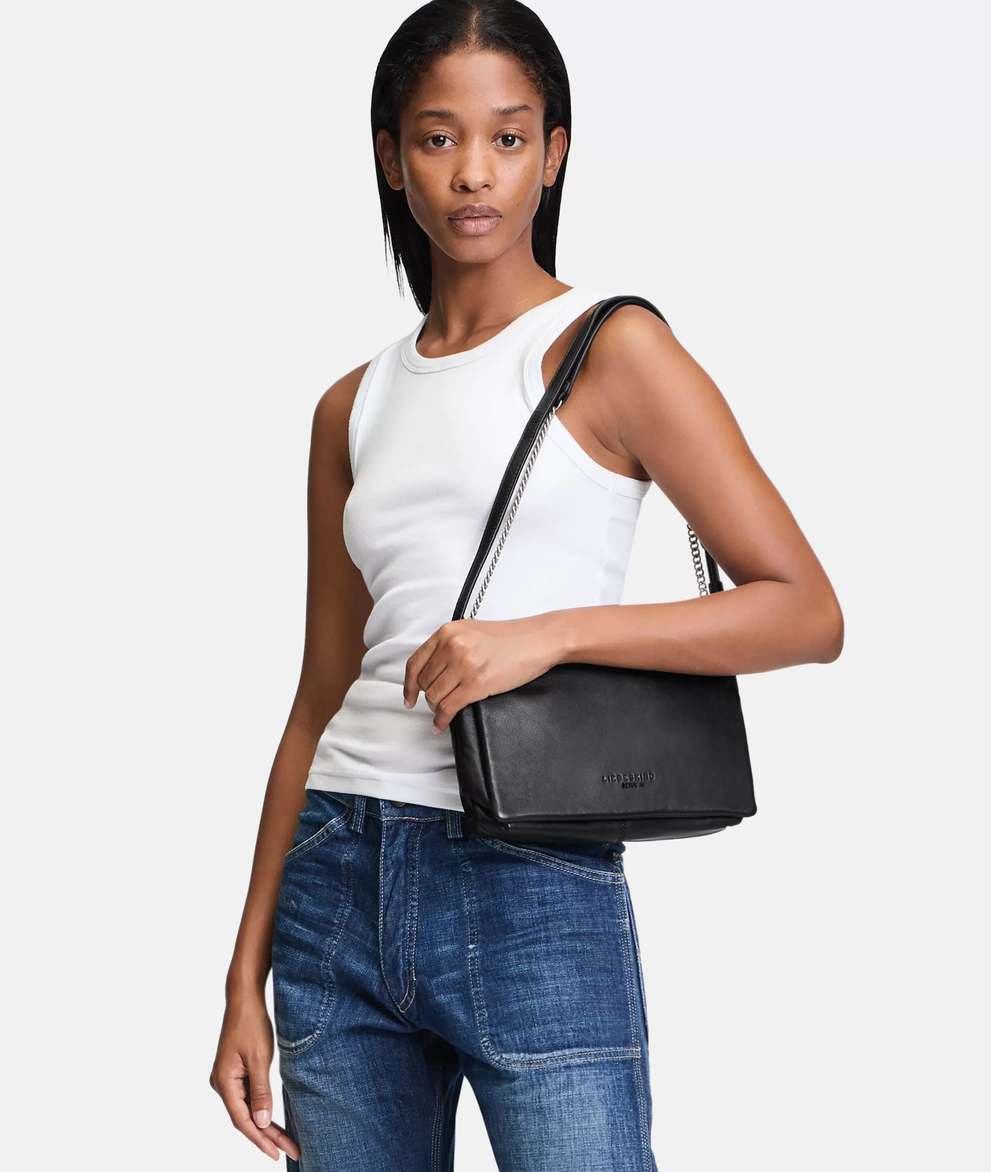 LIEBESKIND BERLIN  Ledertaschen | Umhängetaschen<Valeria Crossbody S schwarz
